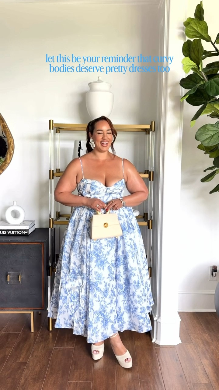 Comfortable in my curves 🤍 Akira just gets it! 

#LTKMidsize #LTKootd #LTKMothersDay