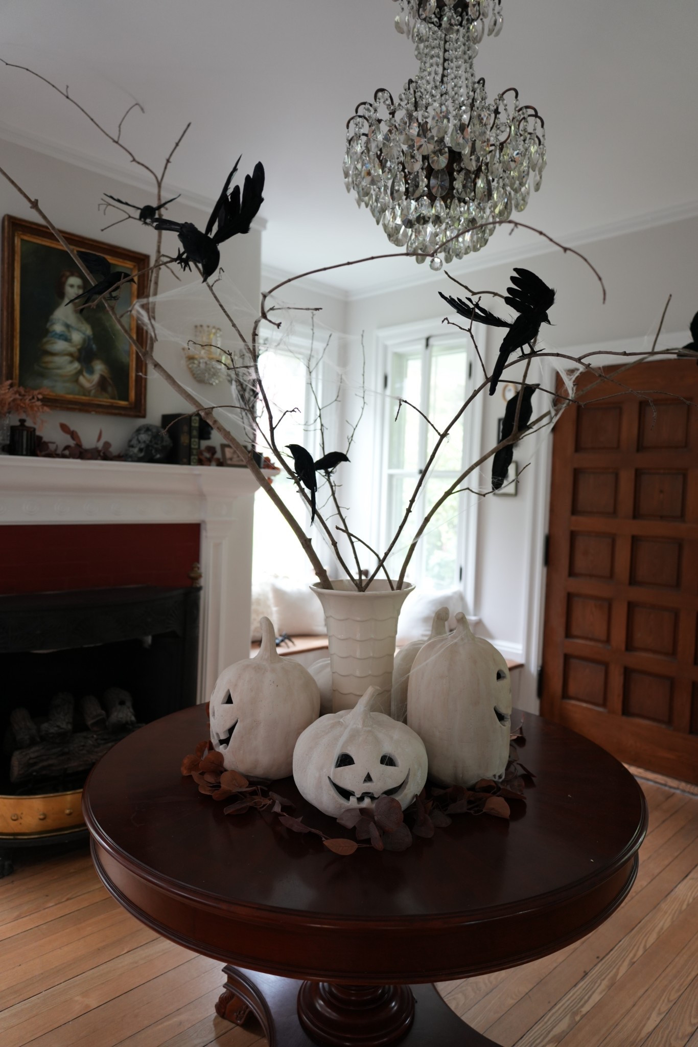 Halloween decor Halloween centerpiece Halloween entryway decor 

#LTKSeasonal #LTKHome
