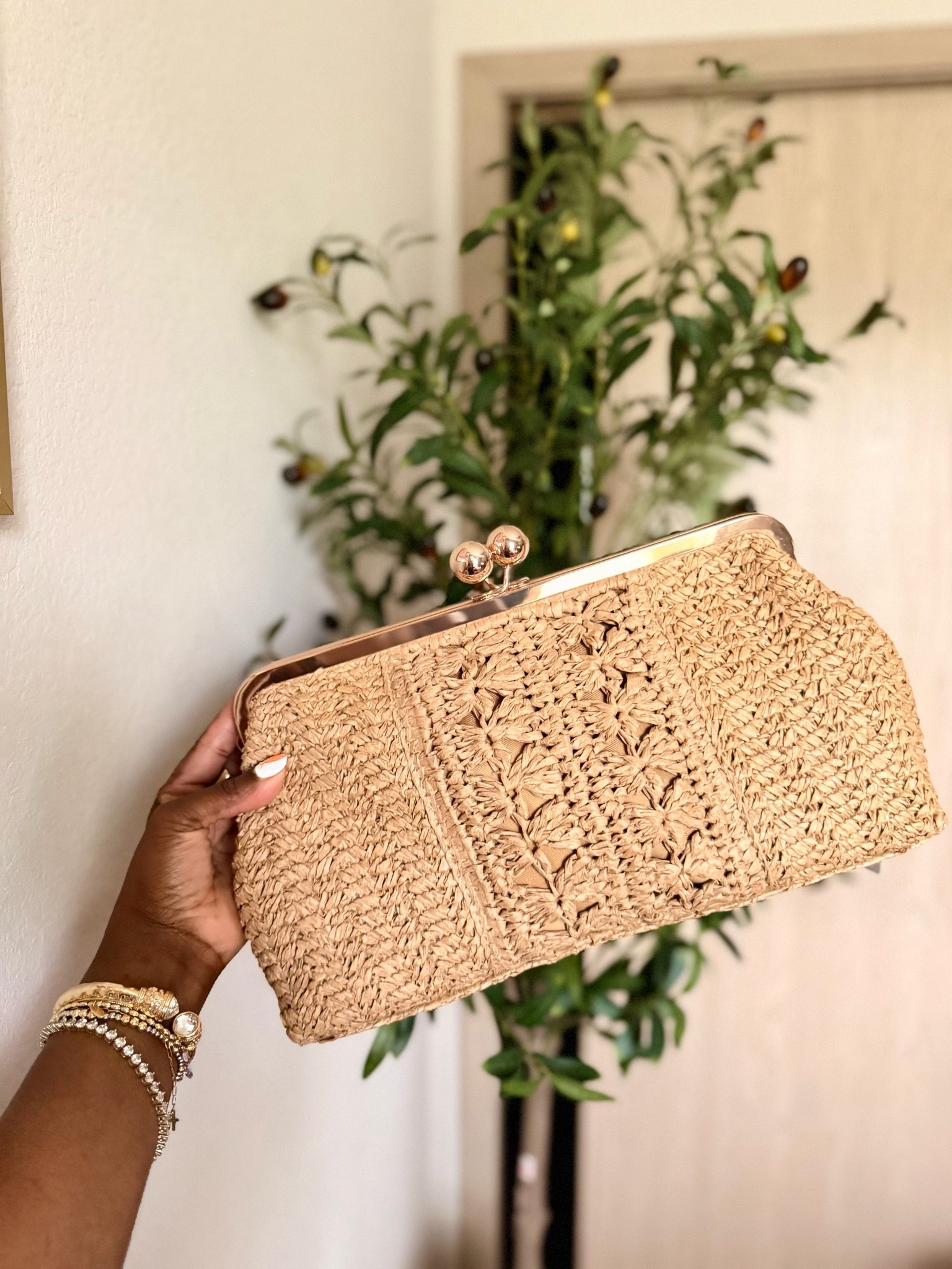 Viral straw kiss lock clutch from Target!

#LTKootd #LTKgrwm #LTKWedding