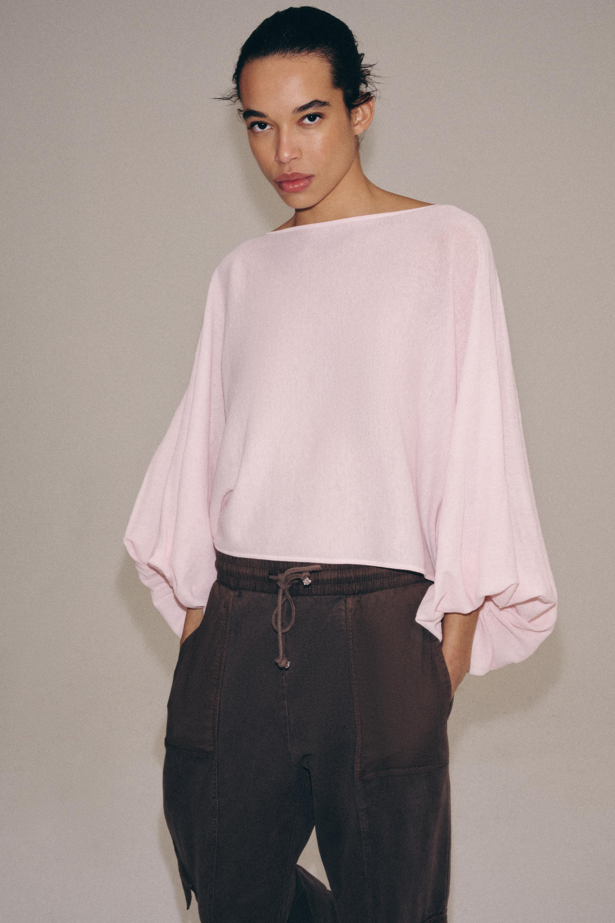 KNIT TOP WITH VOLUME SLEEVES | Zara US
