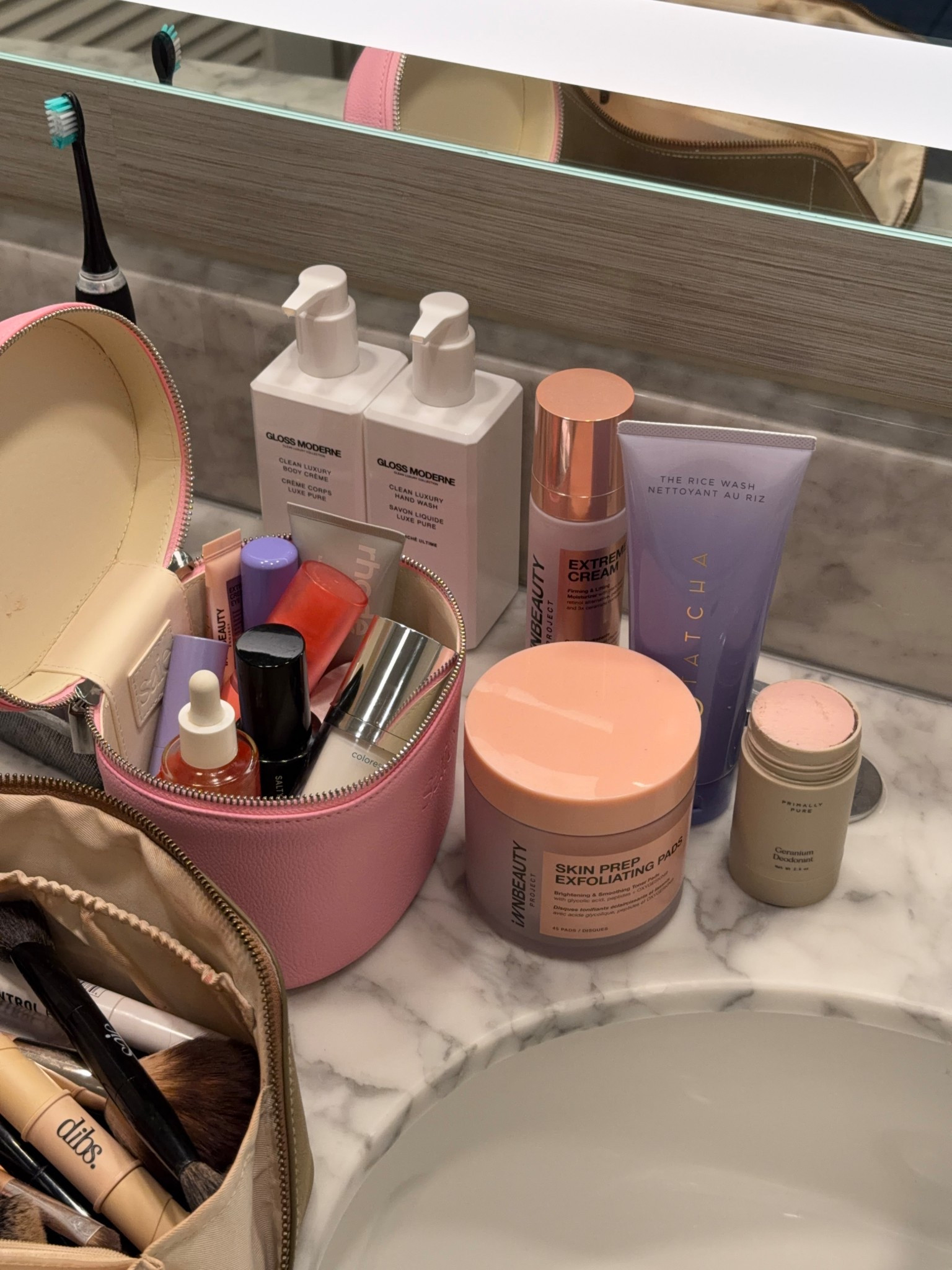 Skincare I’m loving right now!! I think you can use code BRE15 at Primally pure also! I’ve gotten a lot of my friends on this natural deodorant it smells amazing and keeps me so fresh even pregnancy and sweaty lol. Face pads are amazing I love the gentle exfoliation! 

#LTKBump #LTKBeauty