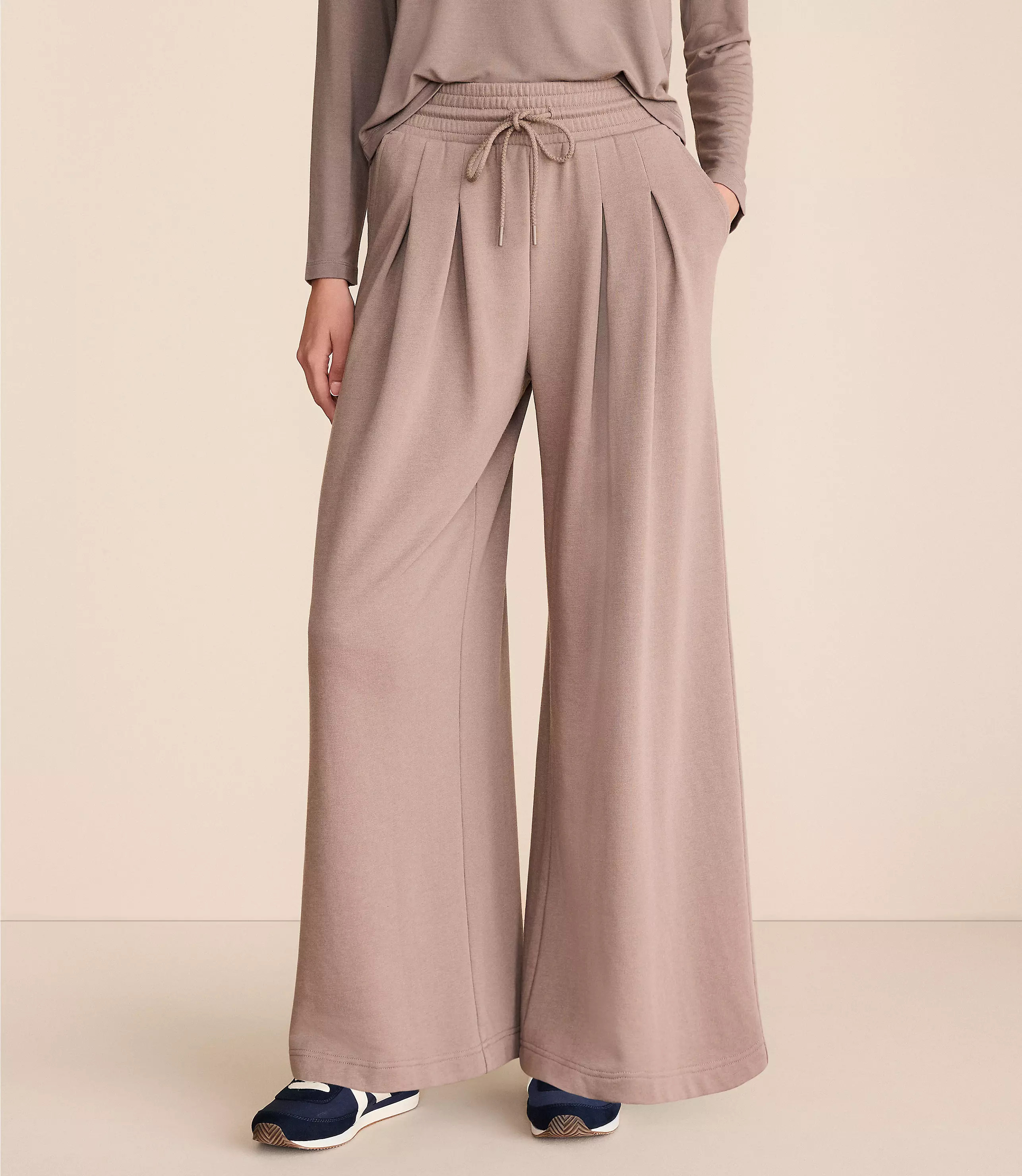 Petite Lou & Grey Cozy Cotton Pleated Wide Leg Pants | LOFT