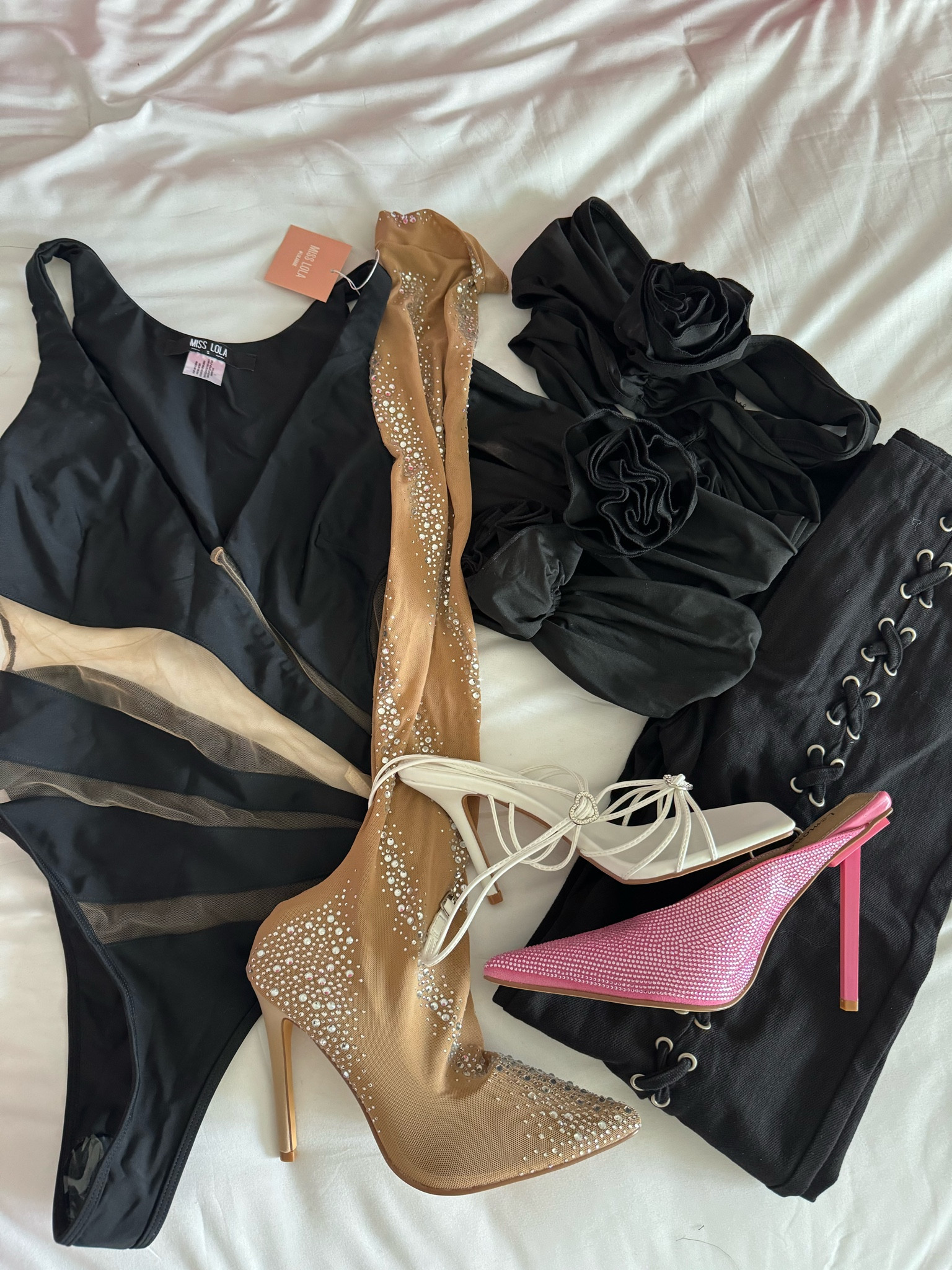my MISS LOLA favs/ picks!!💘

#LTKsalealert #LTKSeasonal #LTKfindsunder50