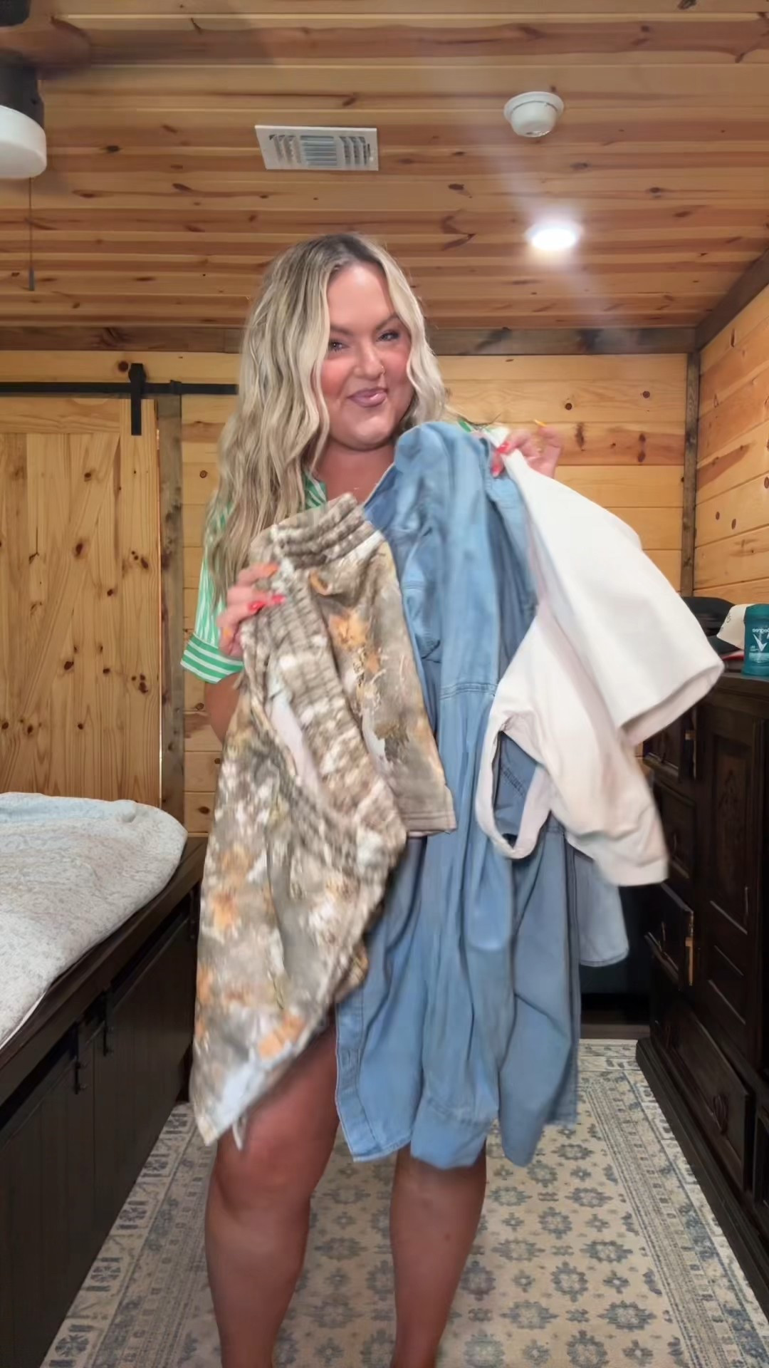 Shorts: 3x
Top: xxl
Tank: xxl

#LTKStyleTip #LTKPlusSize #LTKSummerEdit