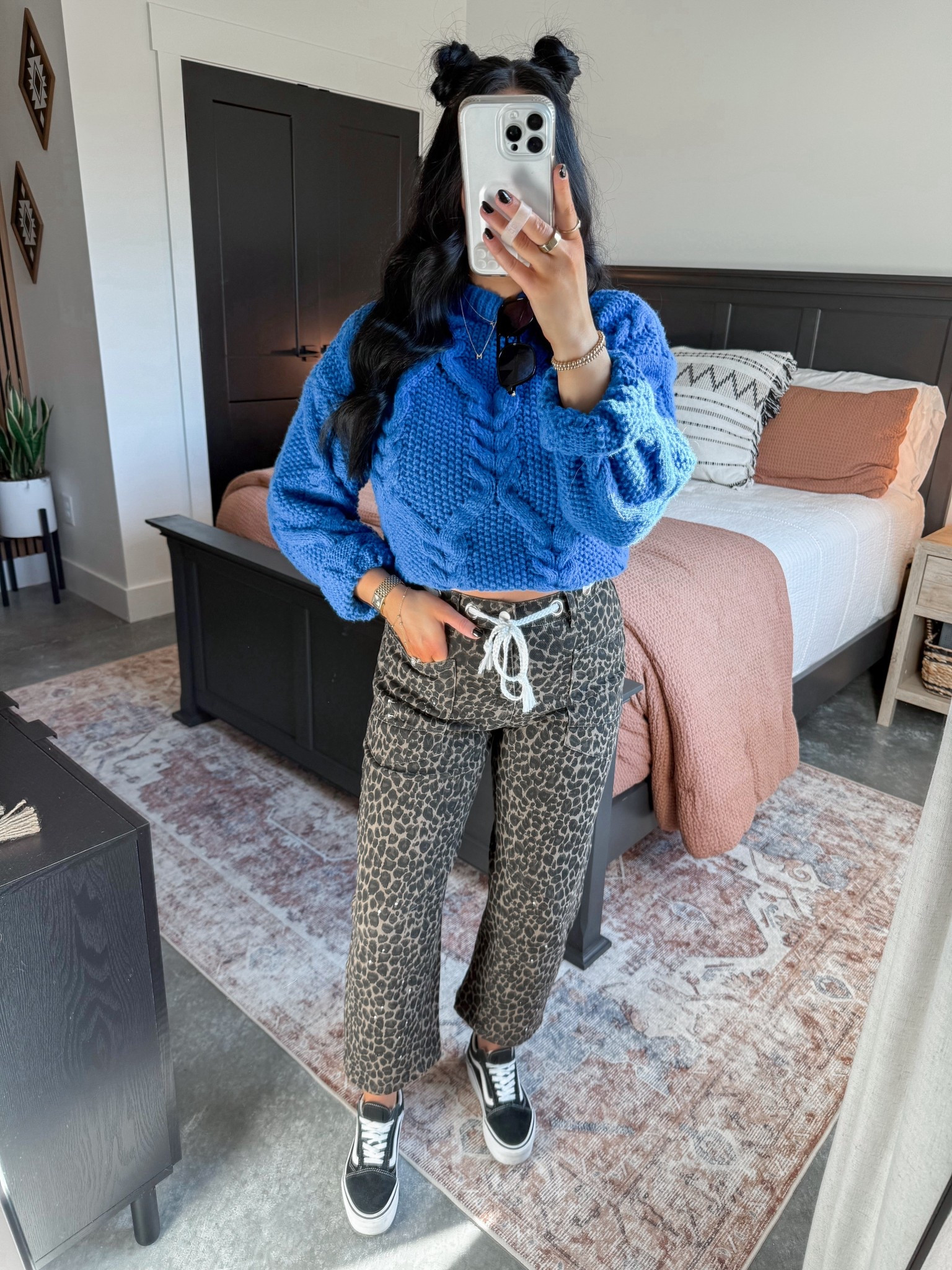 Dopamine Dressing the Bump 🤰🏻

Sweater - small
Jeans - 2 (but would've been more comfortable in a 4!)
Bralette - medium

Obsessed with this colorful outfit! I love this royal blue sweater paired with these leopard print barrel jeans! This sweater is such a thick cable knit material & these jeans are great quality (actually ordered a few more pairs!) Finished the look with some platform vans sneakers for the perfect alternative OOTD! 💙🐆



#LTKootd #LTKBump