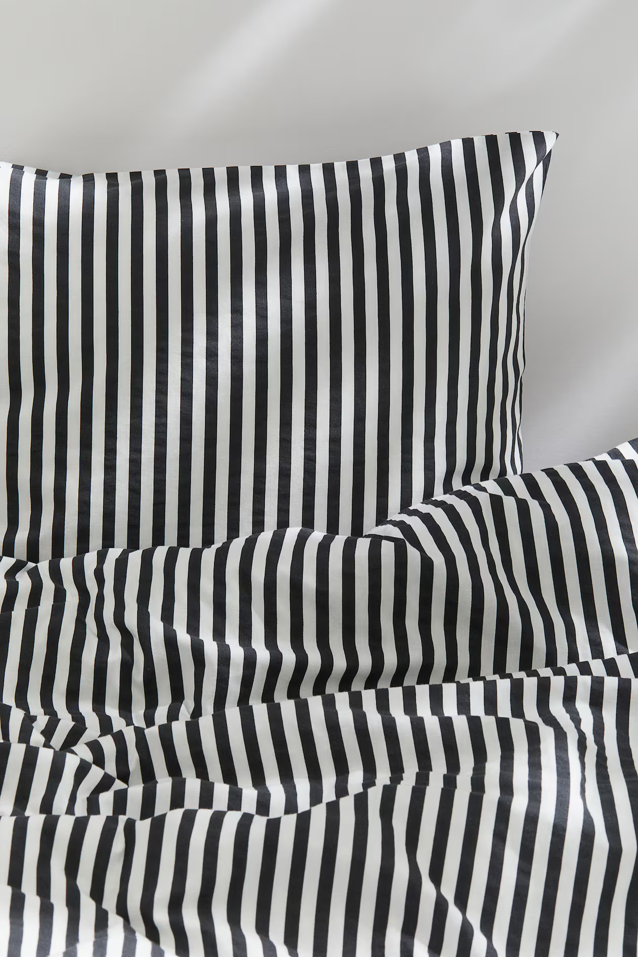 Cotton Twin Duvet Cover Set - Dark gray/striped - Home All | H&M US | H&M (US + CA)