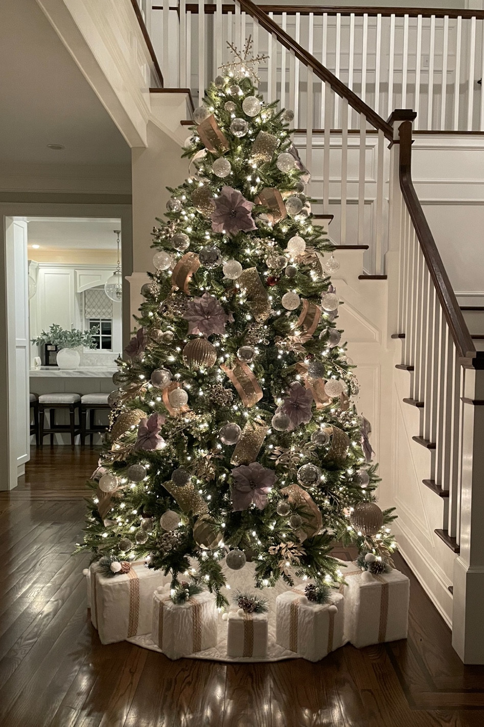 Shop my tree 🤍 I have the 9ft 

#LTKHoliday #LTKfamily #LTKhome