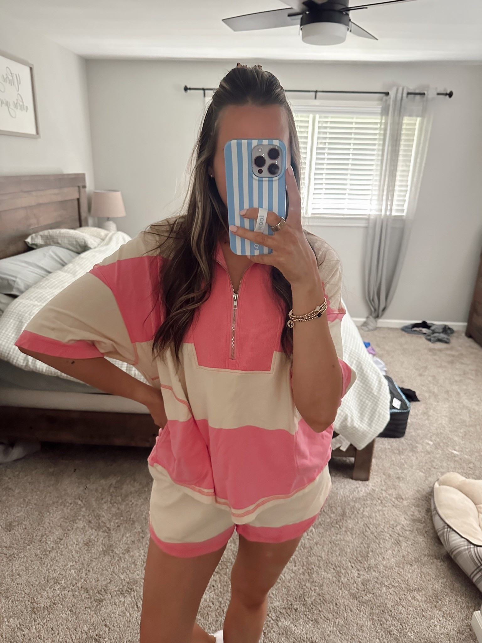Wearing this lounge set on repeat rn!!!

#LTKmomlife #LTKMothersDay #LTKgrwm