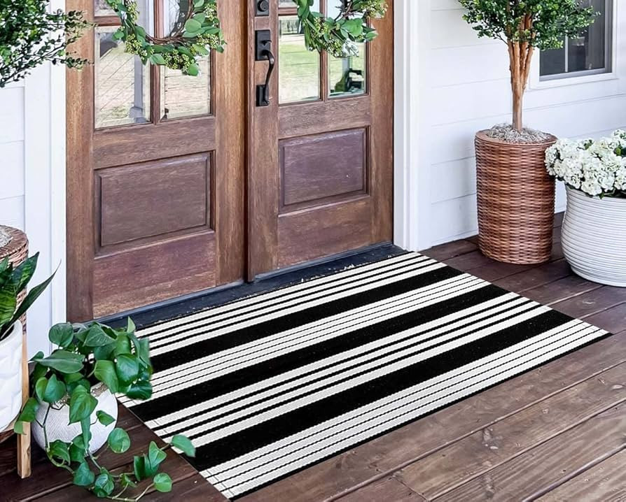 Striped Outdoor Rug 24'' x 51''Black and White Front Porch Mat, Cotton Washable Woven Layered Doo... | Amazon (US)