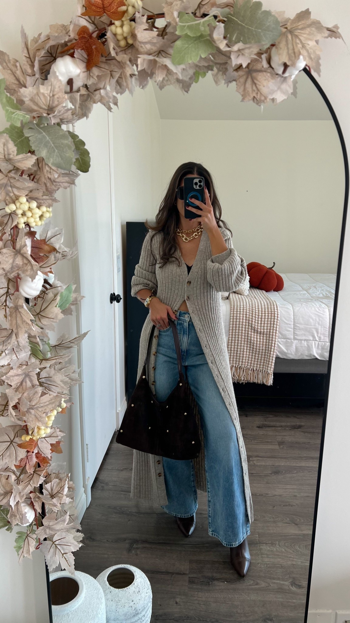 Obsessed with this fall outfit. Can be for Thanksgiving too. Loving the maxi cardigan dress. Size 27 in Levi’s adjustable waist jeans

#LTKSeasonal #LTKStyleTip #LTKFindsUnder50