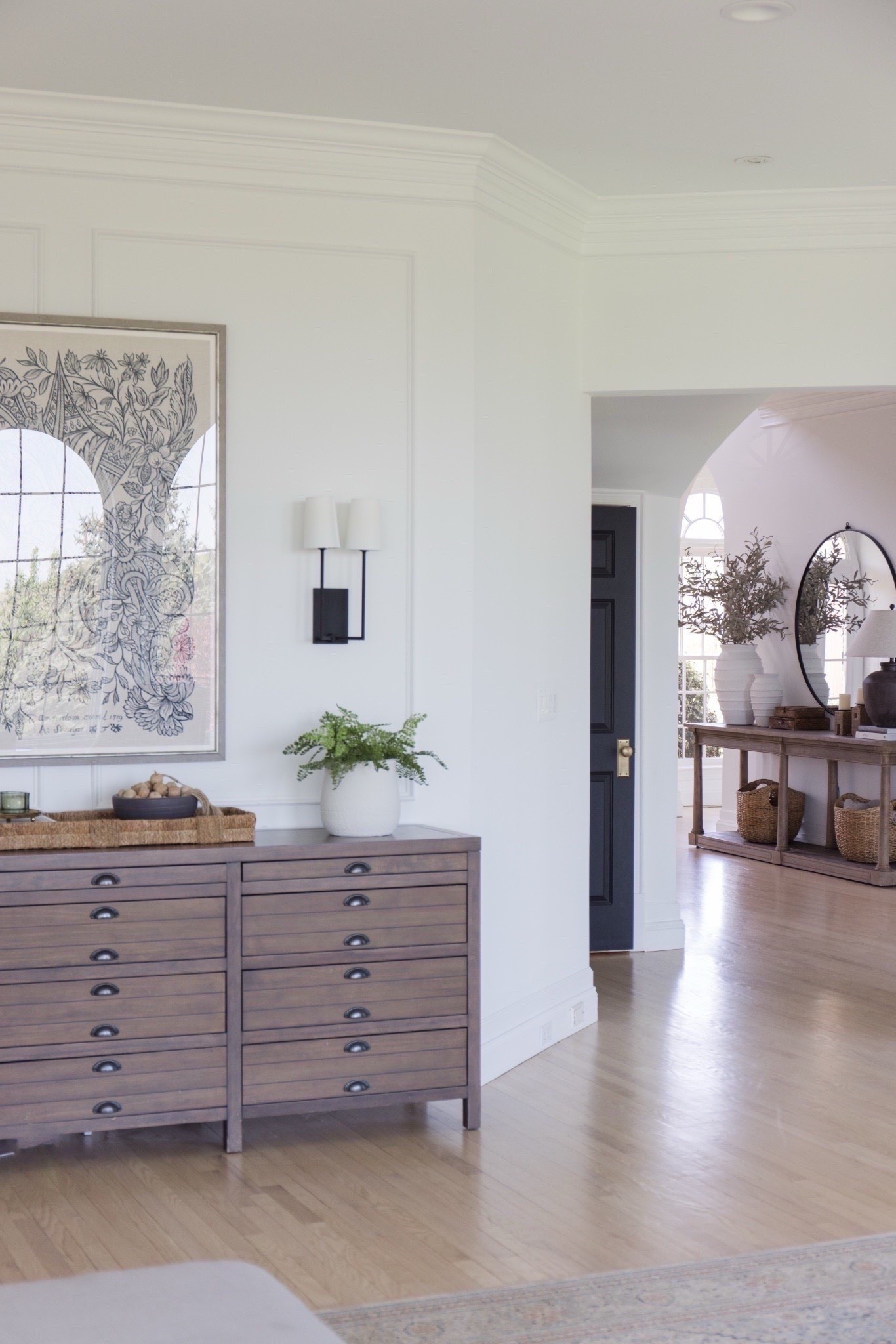 Entryway decorating ideas

Entryway decor  moody space  fall  classy home  living room  home  home inspo  living room inspo  weaved baskets  organic  earthy home  ArchedManor 

#archedmanor #modernhome #neutralhome #homedecor #casualstyle #neutralstyle 



#LTKHome #LTKSeasonal