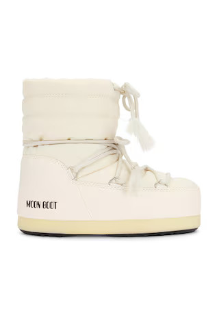 Evx Light Boot in Cream | Revolve Clothing (Global)