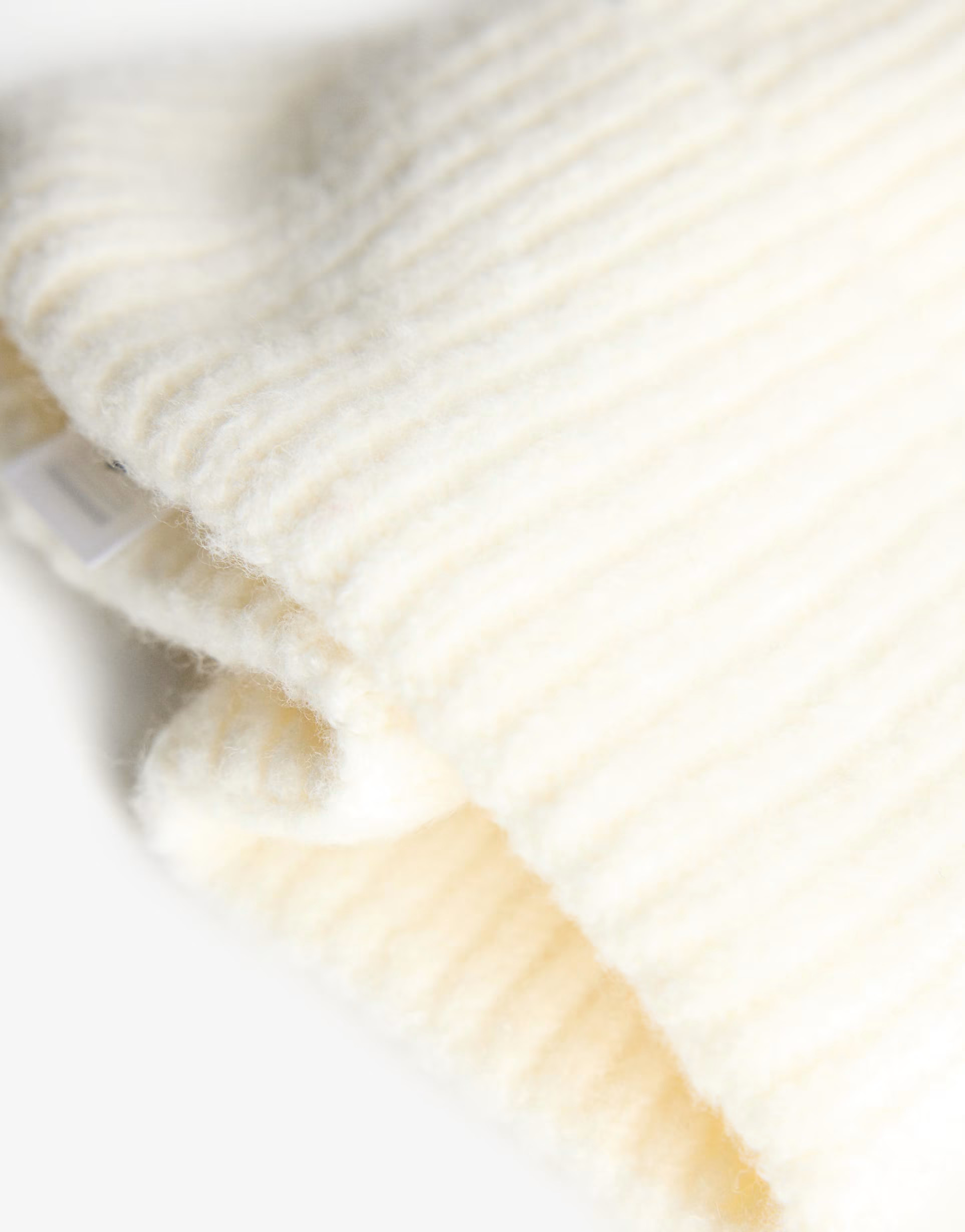 Bershka Basic beanie in ecru | ASOS | ASOS (Global)