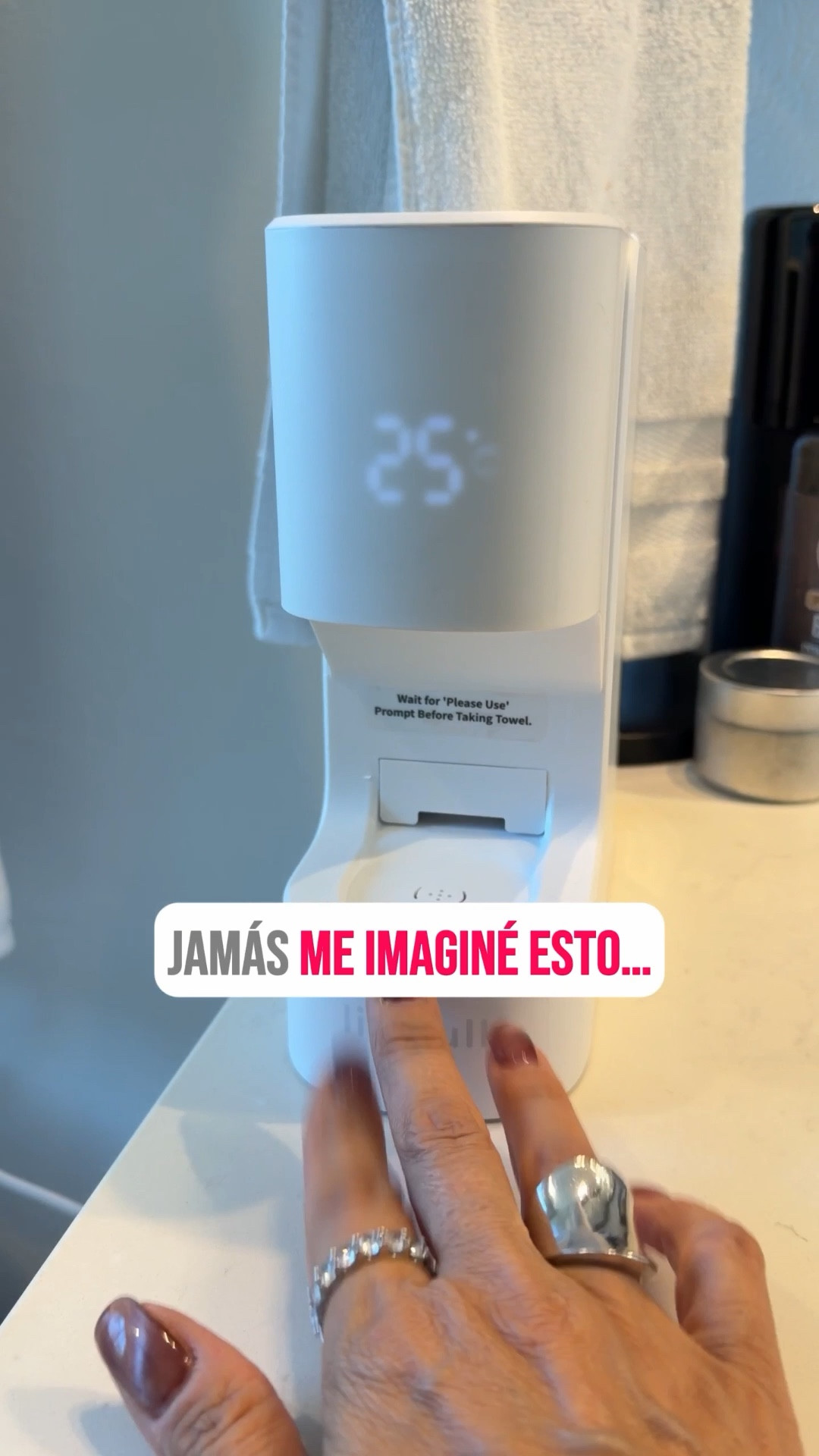 Jamás me imaginé esto… 

#LTKOver40 #LTKBeauty #LTKselfcare