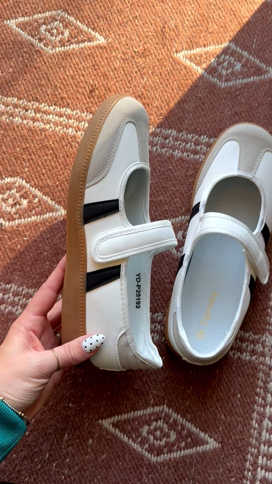 Amazon sneakers 

#LTKSaleAlert #LTKSeasonal