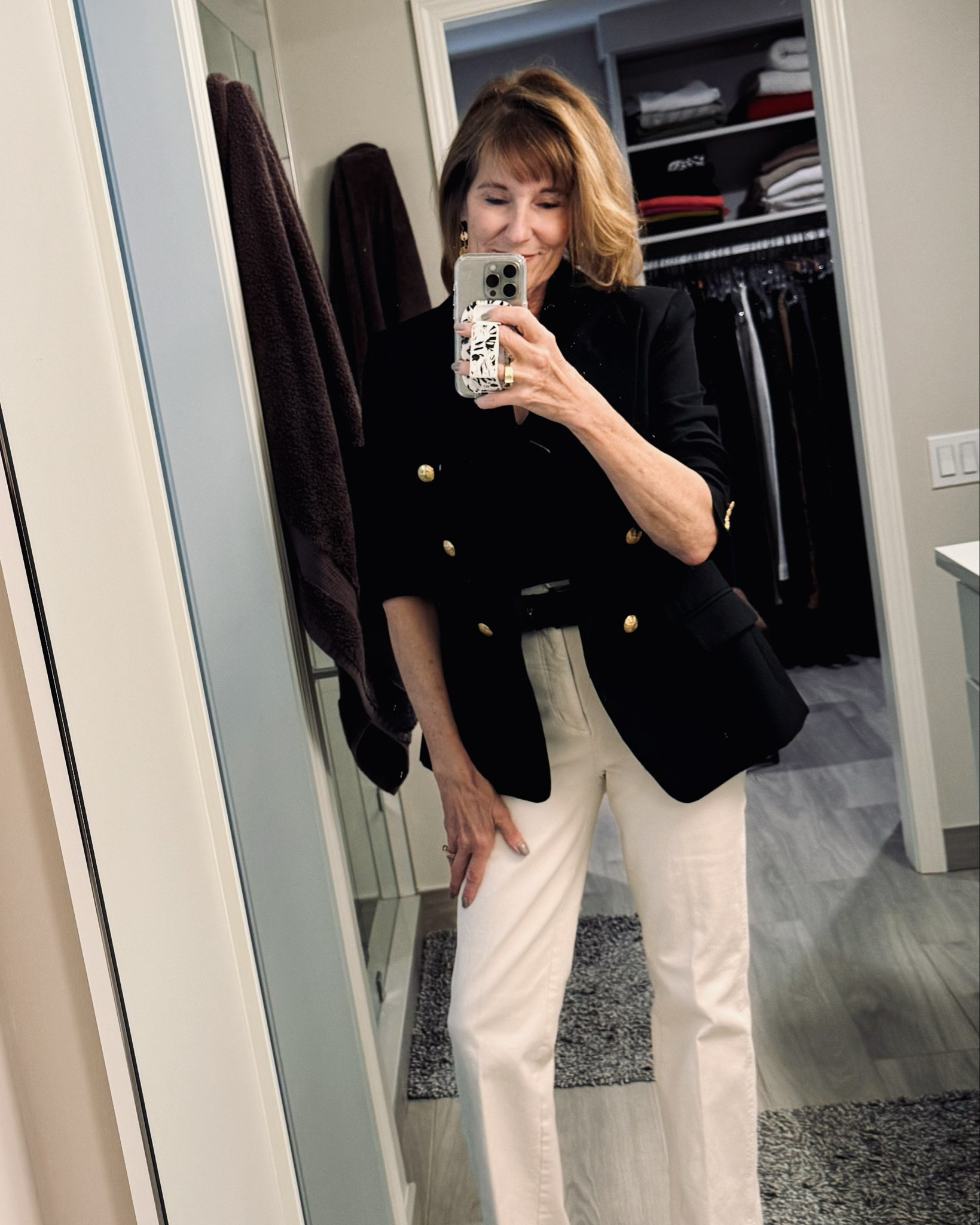 These off-white jeans are on sale.  They make a great elevated outfit!!!

#LTKfindsunder50 #LTKSeasonal #LTKworkwear