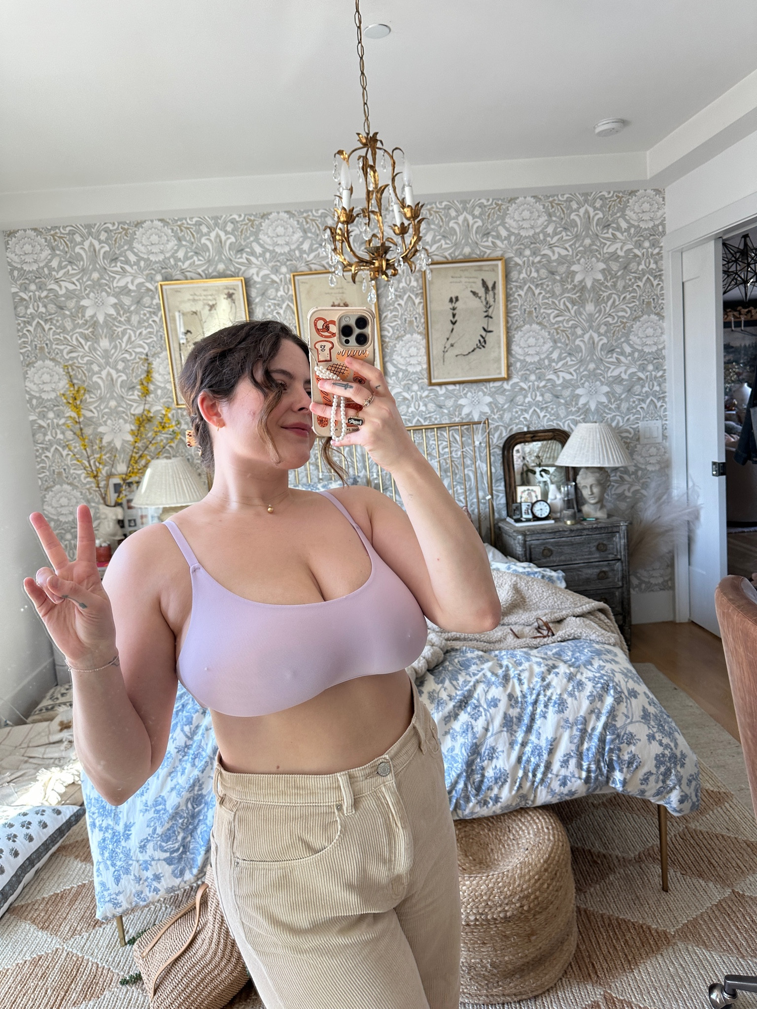 My favorite skims bralette bra 

#LTKfit #LTKunder50 #LTKcurves