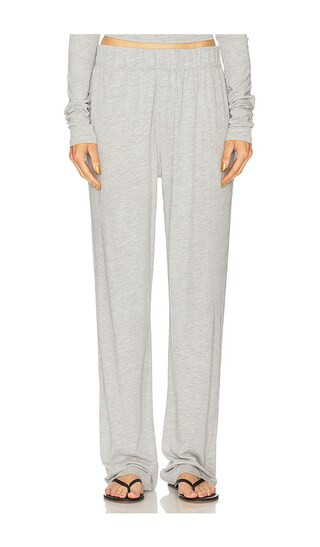Lounge Pant in Heather Grey | Revolve Clothing (Global)