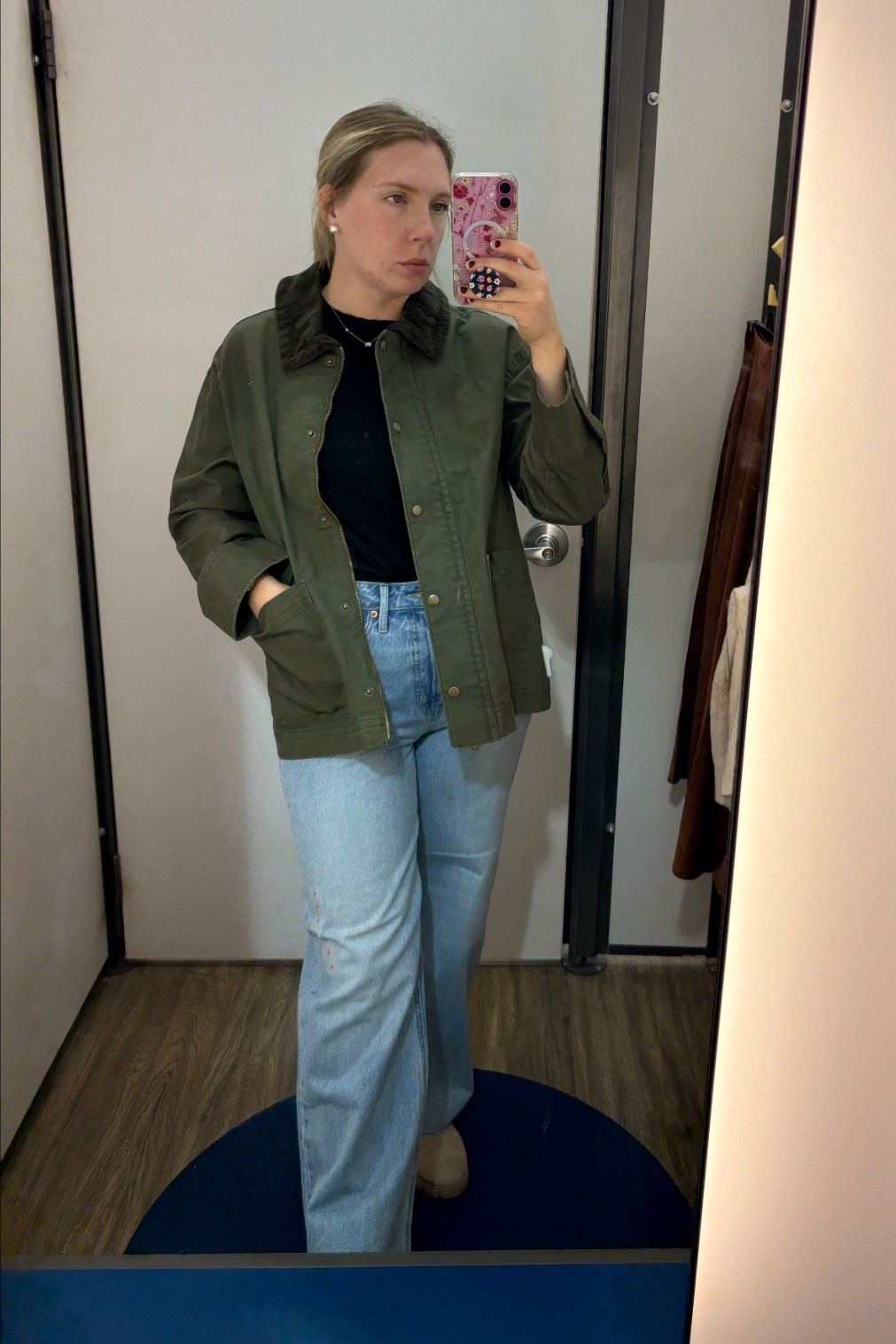 Old Navy Try On

Jeans: size 8
Jacket: size L
T-shirt: size M
Boots: size 9 

(5’7 165)

#LTKFindsUnder50 #LTKMidsize #LTKSeasonal