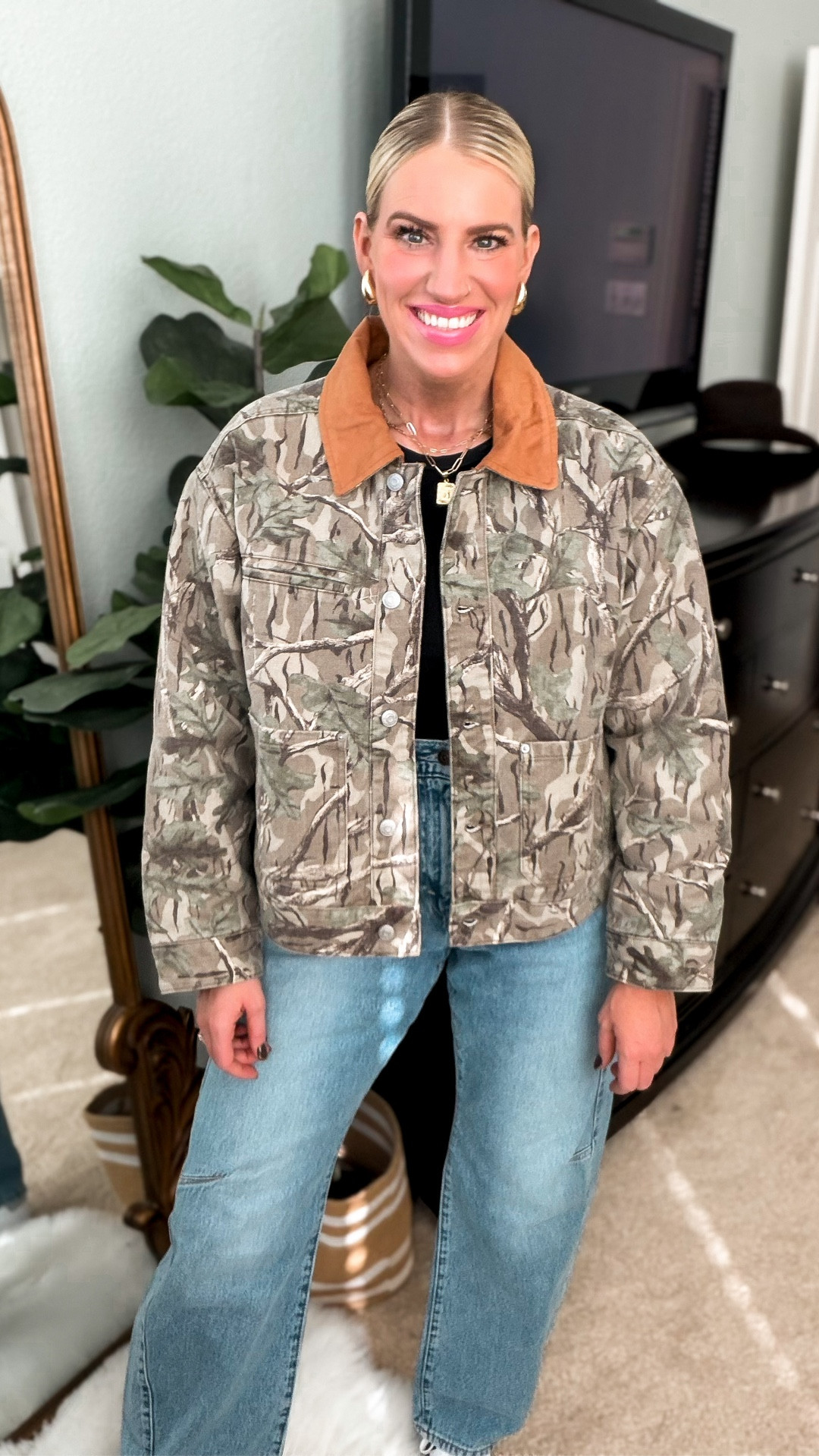 The cutest camo barn jacket/chore jacket on sale at Target 🎯 
40% off only $36

#LTKFindsUnder50 #LTKOver40 #LTKSaleAlert