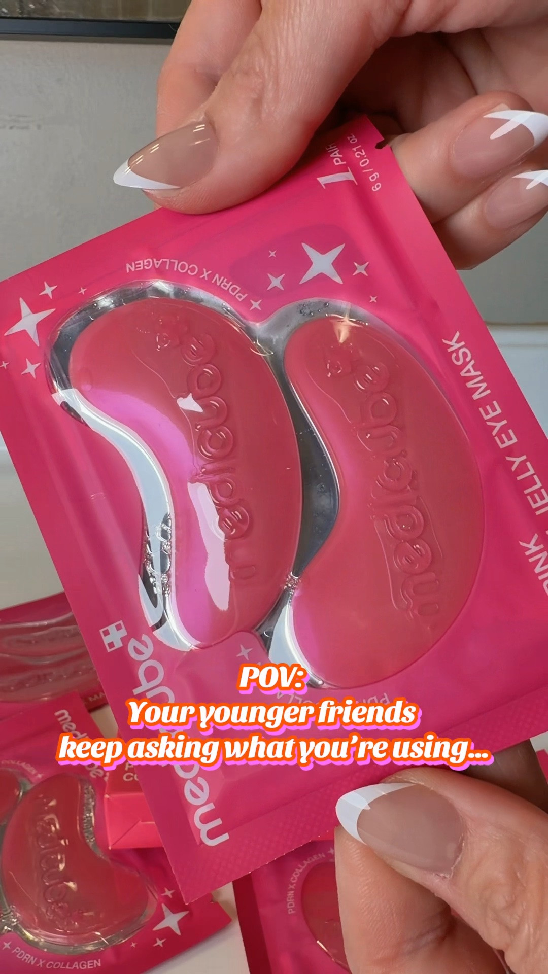 Over 40 and this is my favorite little glow-up trick 🫶🏻
NEW from Medicube!
Comes in a 6, 28, or 50 pack!
Hydrogel Technology
Depuff and firm tired-looking under eyes for a smoother, radiant-looking glow.
#medicube #medicubepdrn #eyemask 
#antiagingtips #eyepatches

@amazonfindsandfashion

#LTKselfcare #LTKmorningroutine #LTKBeauty