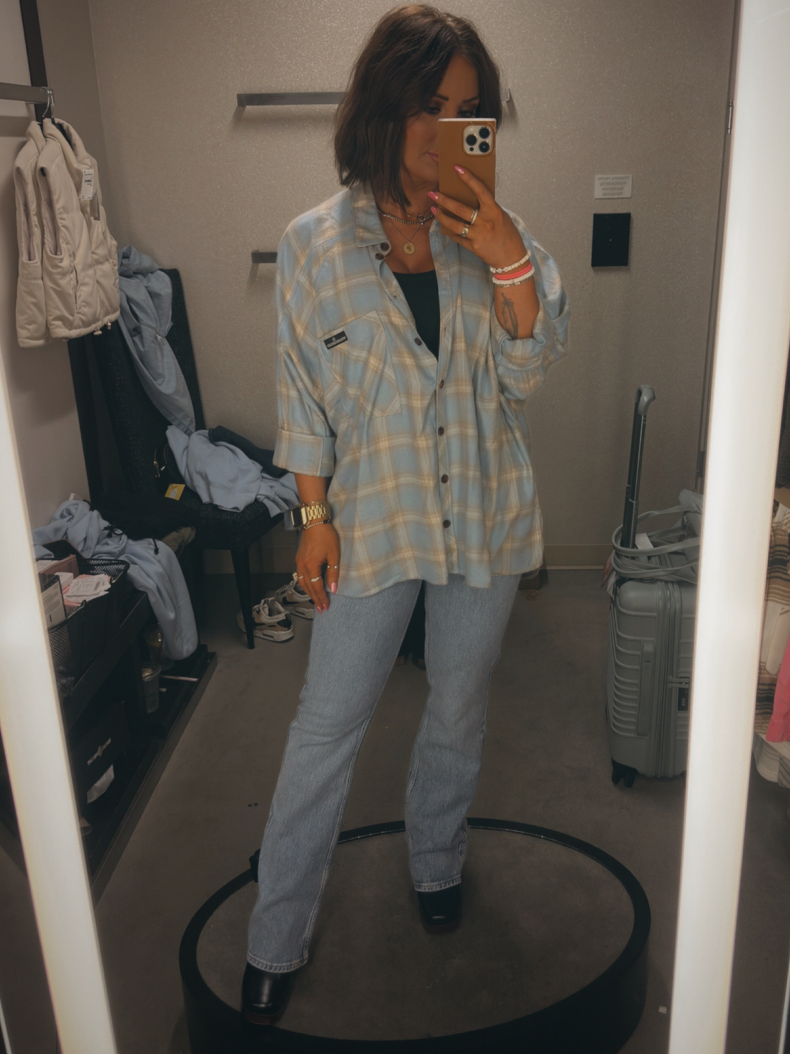 Button up size medium 
Jeans 26
Boots 6.5

#LTKxNSale #LTKstyletip #LTKsalealert