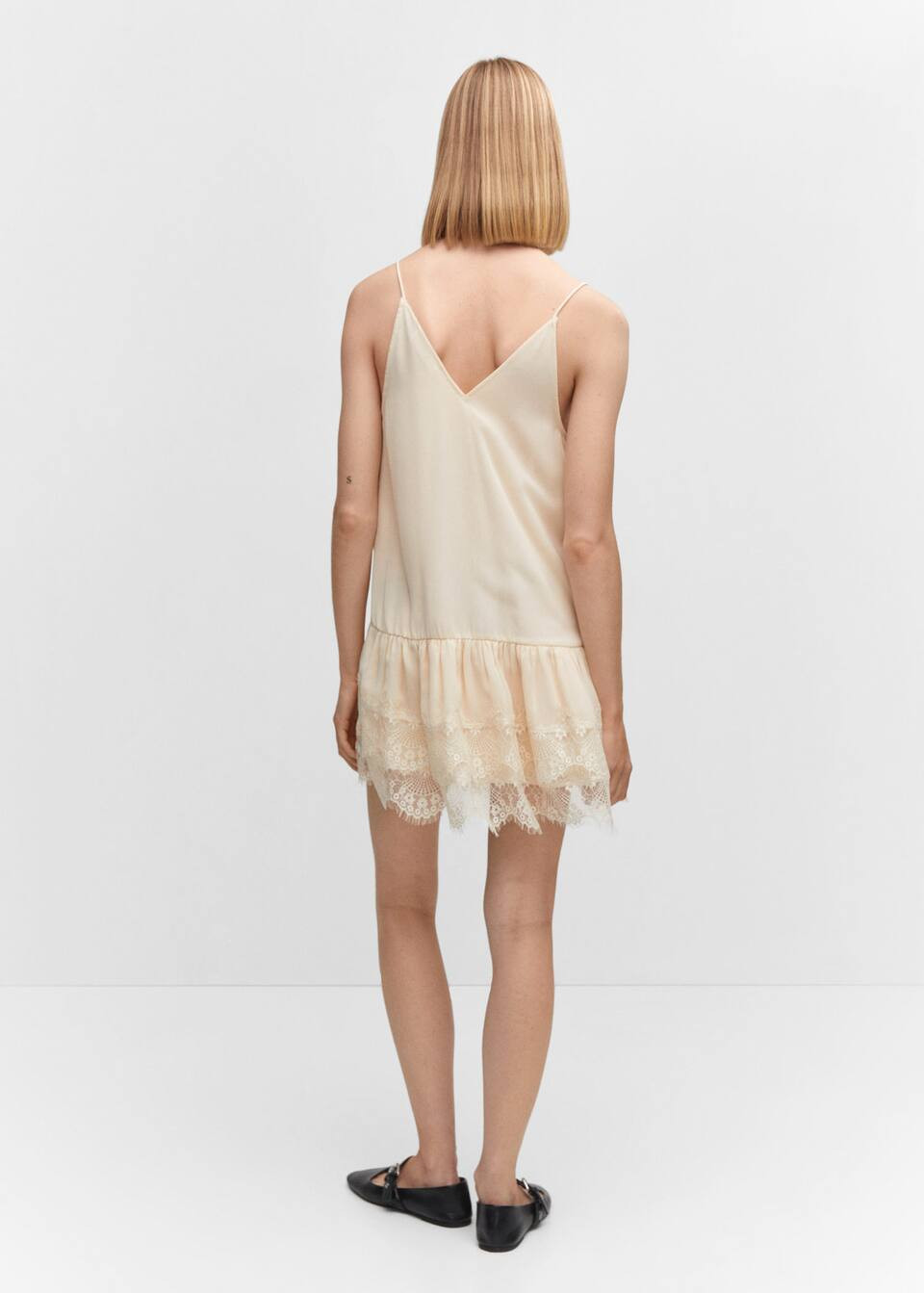 Search: Lace camisole dress (2) | Mango United Kingdom | MANGO (UK)