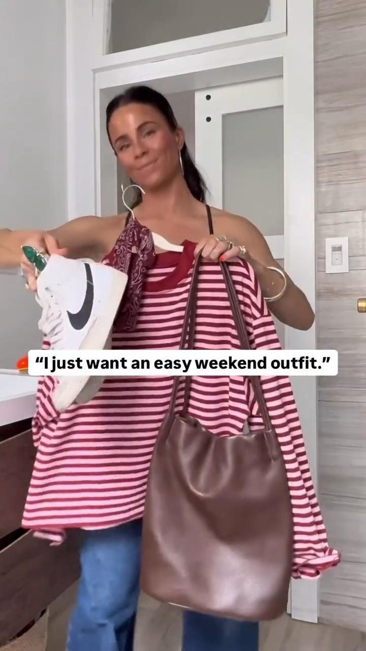 Some weekends I just want something easy. Something I can throw on and know it works.

For me, it’s usually a pattern, jeans, and a fun accessory. Nothing complicated. ☺️

I’m 5’3 
Top: small
Jeans: 25 (I sized up for a baggier look)

#LTKootd #LTKgrwm #LTKPetite