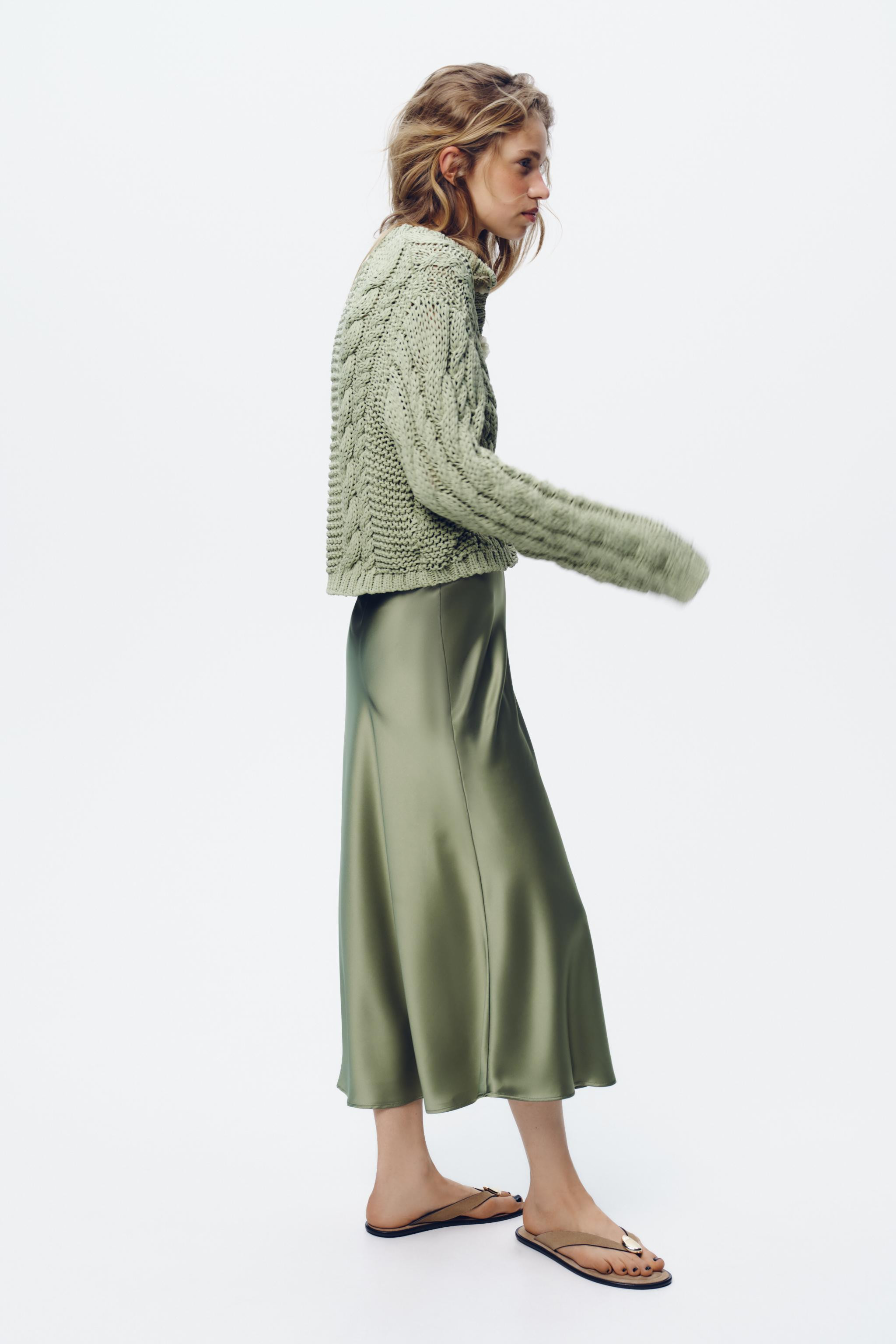 Skirt with a high elastic waistband. | Zara US