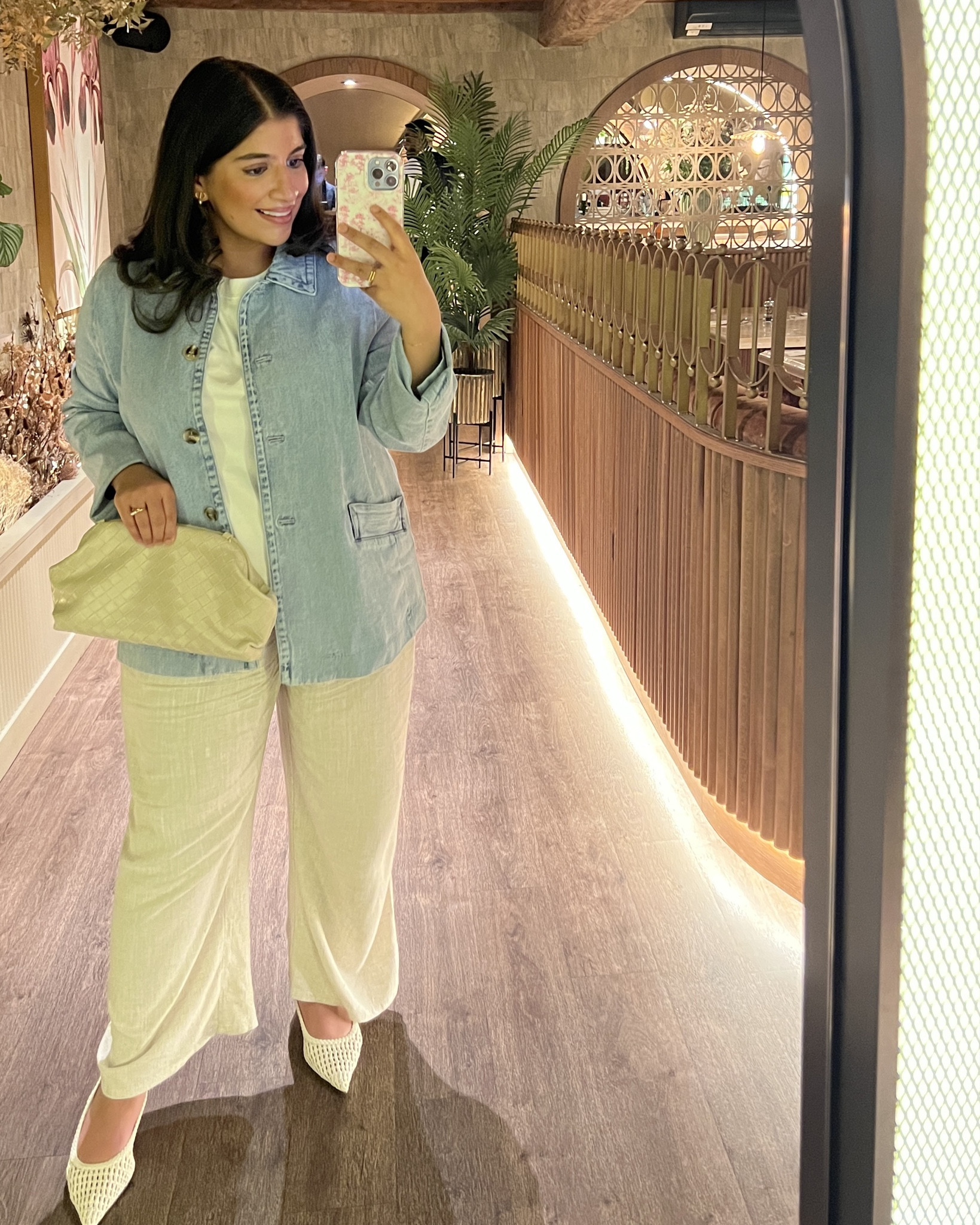 casual outfit, denim jacket, linen trousers 

size M in the jacket
cos t shirt - white and thick no vest needed  