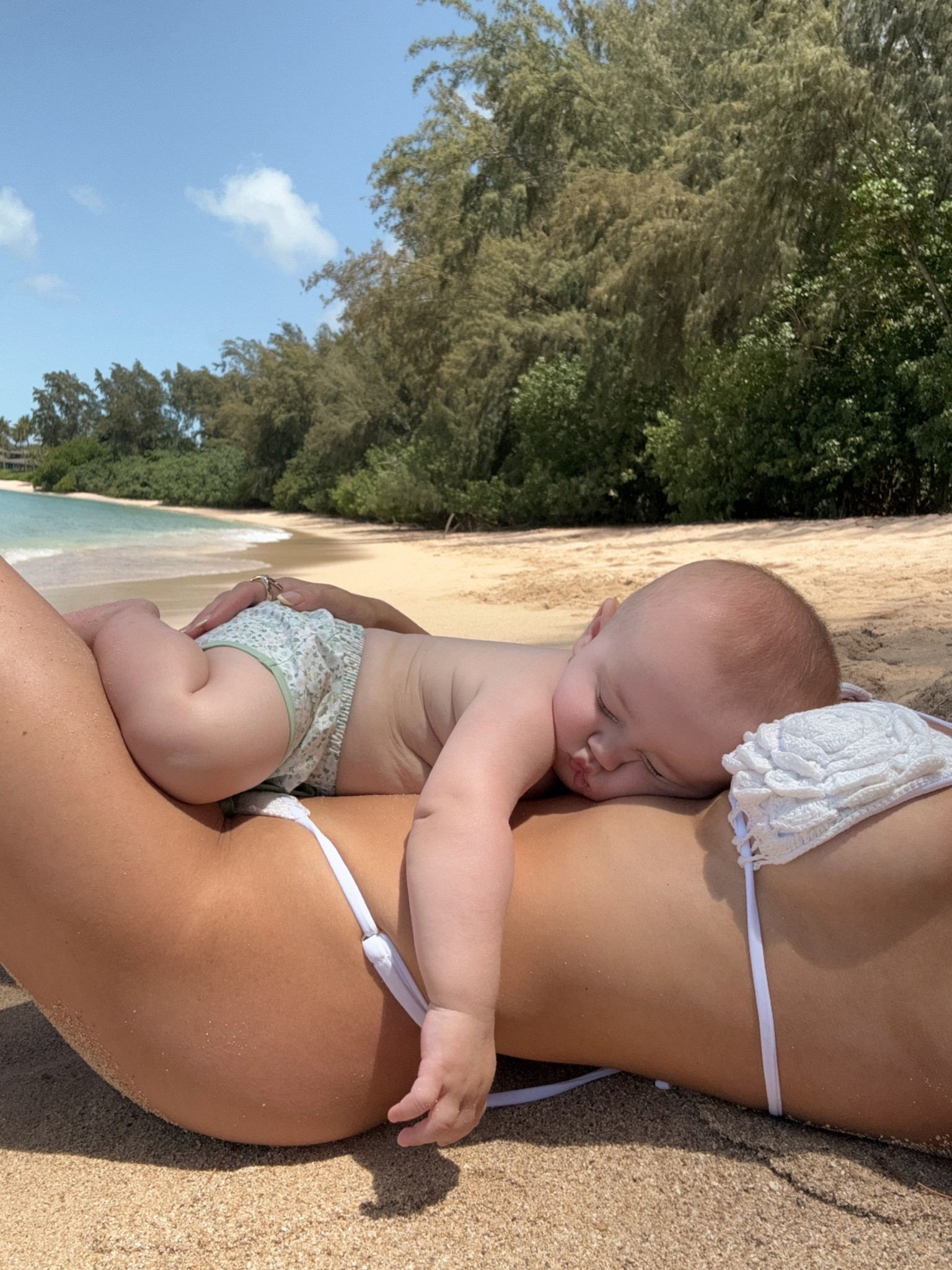 Beach baby naps 👶🏼🌊🤍 #babyssimsuit #baby #babyclothes #swim 

#LTKBaby #LTKSwim #LTKTravel