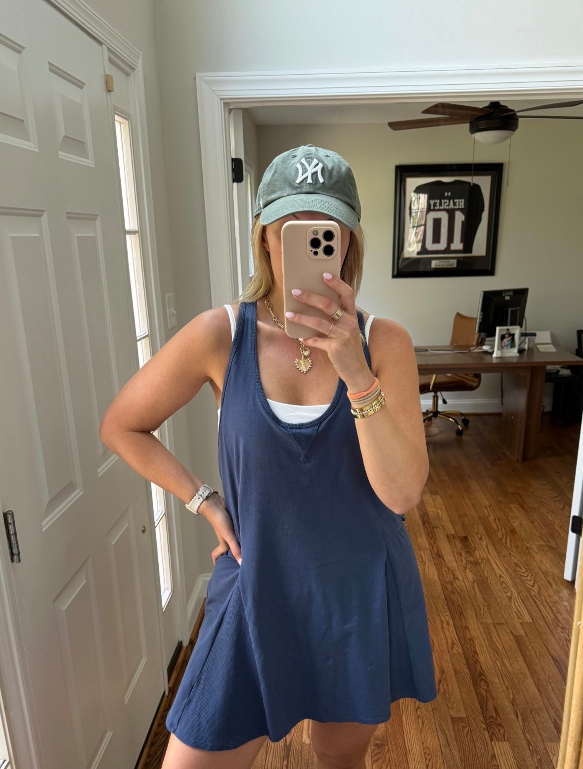 Mom uniform! I wear a med! Activewear - sports mom - summer outfit 
fb 

#LTKMidsize #LTKActive #LTKmomlife