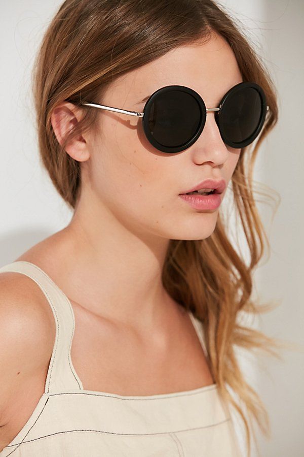 Liv Oversized Round Sunglasses - Black at Urban Outfitters | Urban Outfitters (US and RoW)