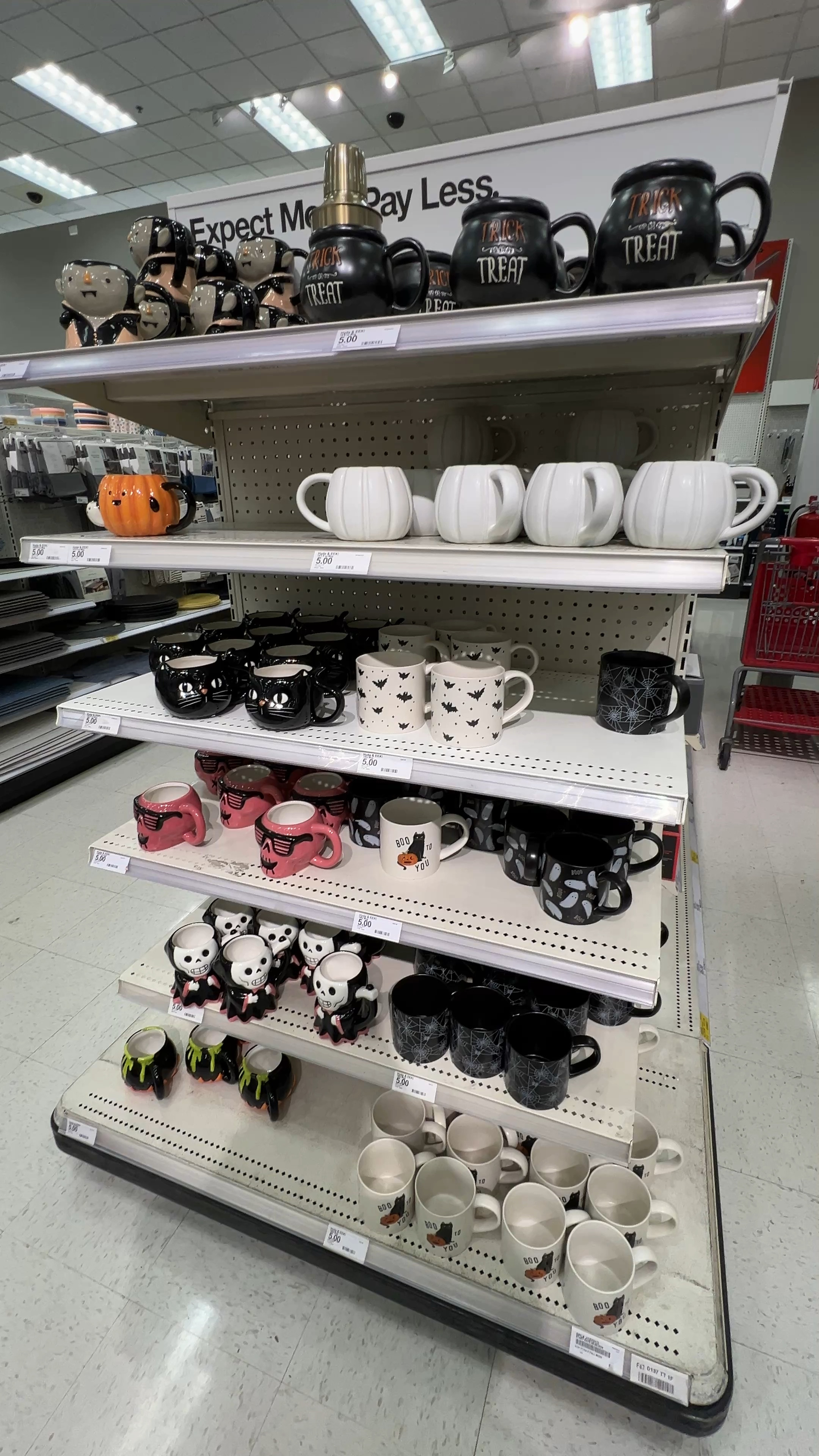 Affordable $5 Halloween mugs from Target! The pumpkin 🎃 mug is selling fast! 



#LTKHalloween