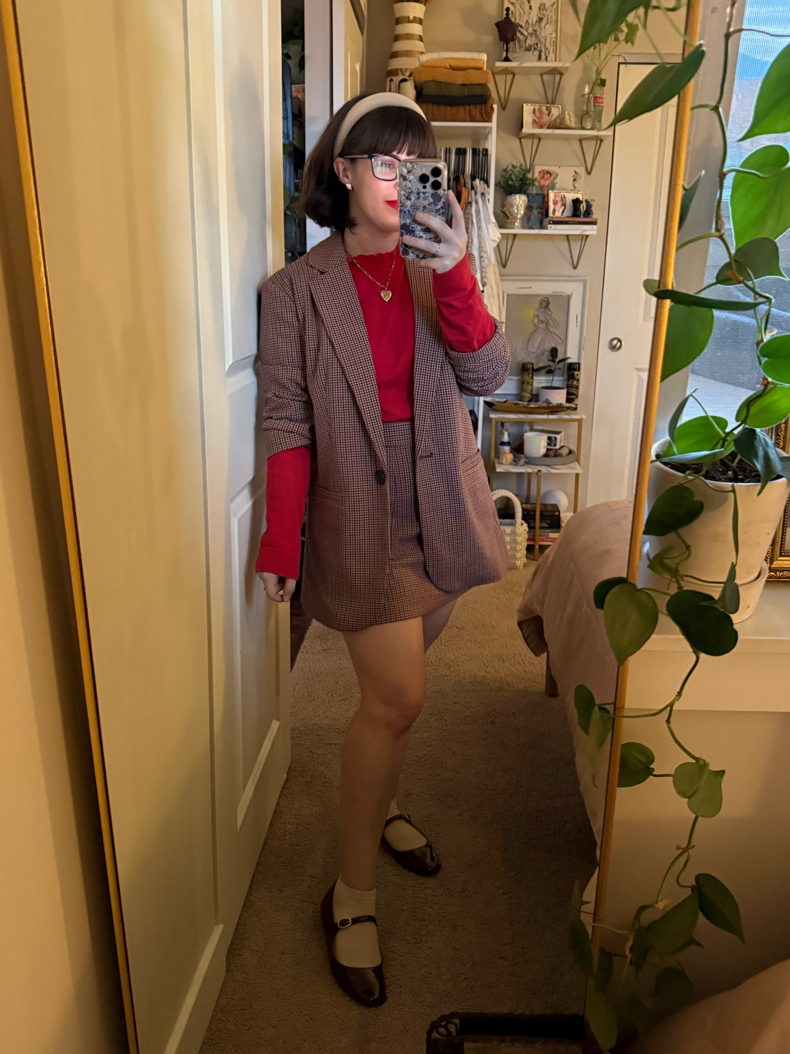 Tried something a little different today! I’m really trying to lean into styling and having my personality show through. Makes me happy  

#LTKSeasonal #LTKWorkwear #LTKStyleTip