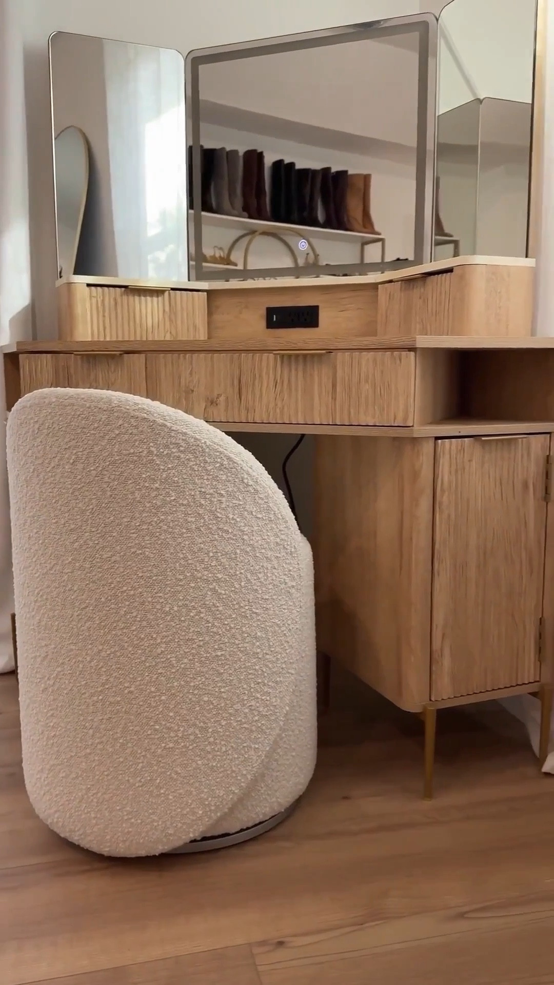 ✨ Amazon Home Finds That Actually Elevate Everyday Living

These are the Amazon pieces I reach for constantly because they truly make a space feel more elevated and more functional. Clean designs, practical details, and items that blend seamlessly into everyday life without overthinking your home. Used daily and styled multiple ways, these are smart long-term home staples where the value adds up fast.

Perfect for:
• Living room refreshes
• Bedroom styling
• Everyday home organization
• Functional, elevated home updates

📏 Sizing:
Varies by item

Favorite to revisit later.

Amazon home finds, elevated home essentials, functional home decor, everyday home styling, affordable pieces that make your space feel polished and intentional.

Follow me on Instagram and YouTube @kirasfashionfinds

#LTKgrwm #LTKHome #LTKootd