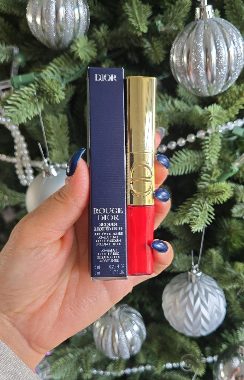 Hottest red of 2025! From @srphora 

#LTKcanada #LTKbeauty #LTKwinter