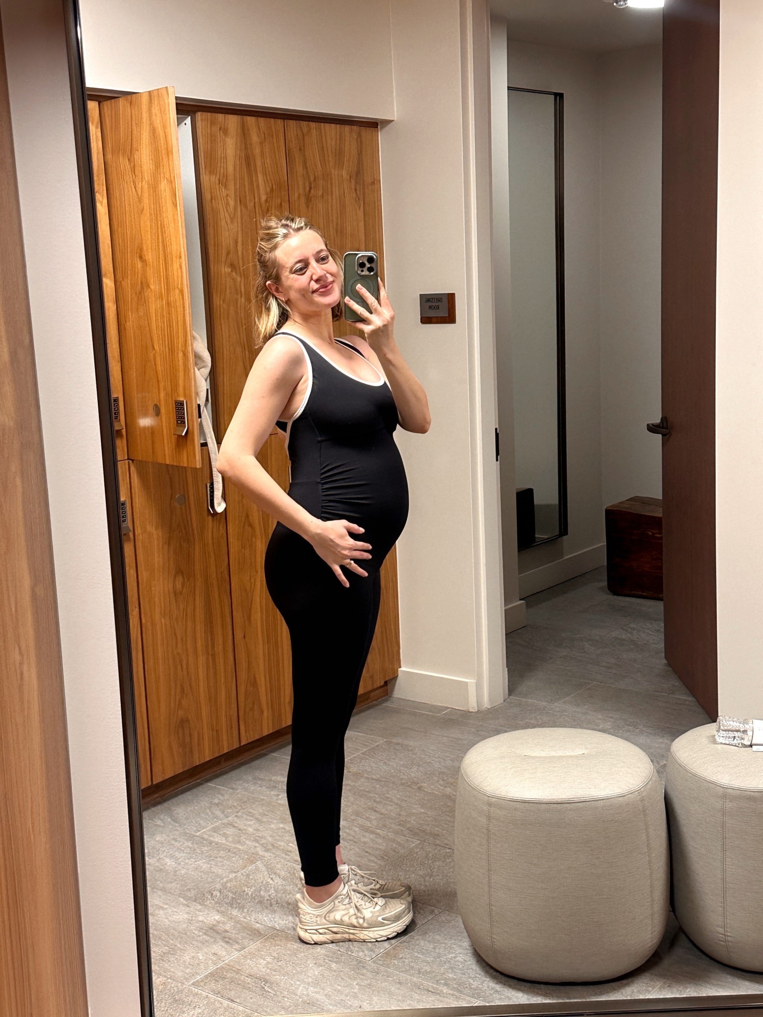 Bump worthy outfits at 29 weeks🖤

#LTKBump #LTKfitnessgoals #LTKActive