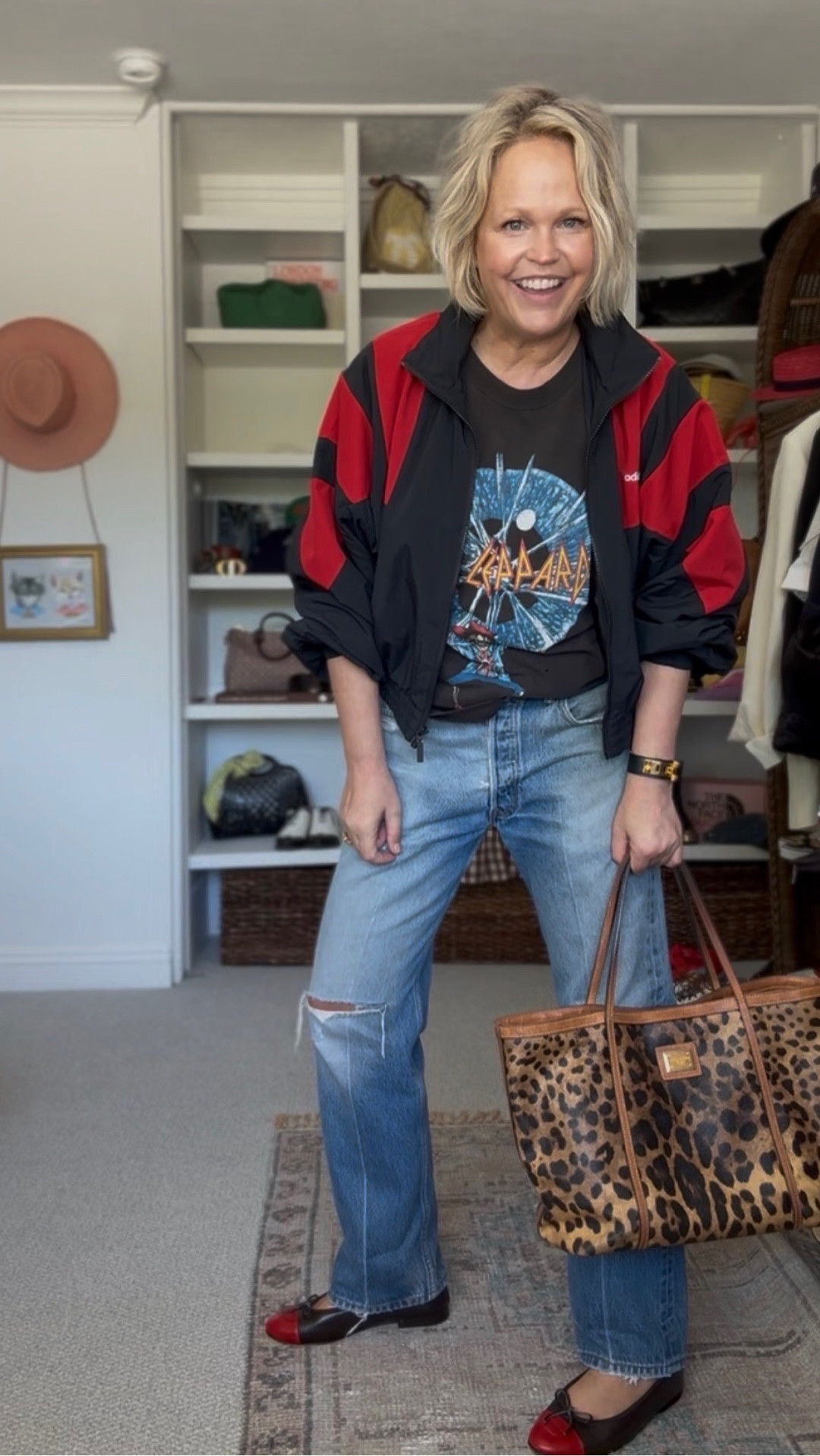 Try wearing three vibes and owning it 😎

#stylist #ootd #ruleofthree #over50