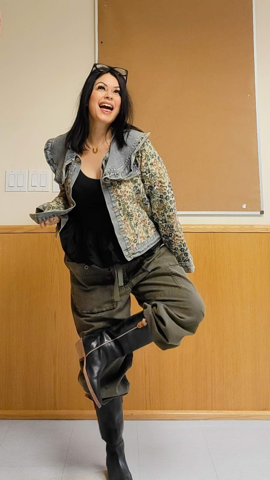 Wearing a large in the jacket for oversized style. Baggy pants in medium. Medium in cute tank, boots tts

#LTKShoeCrush #LTKStyleTip #LTKWorkwear