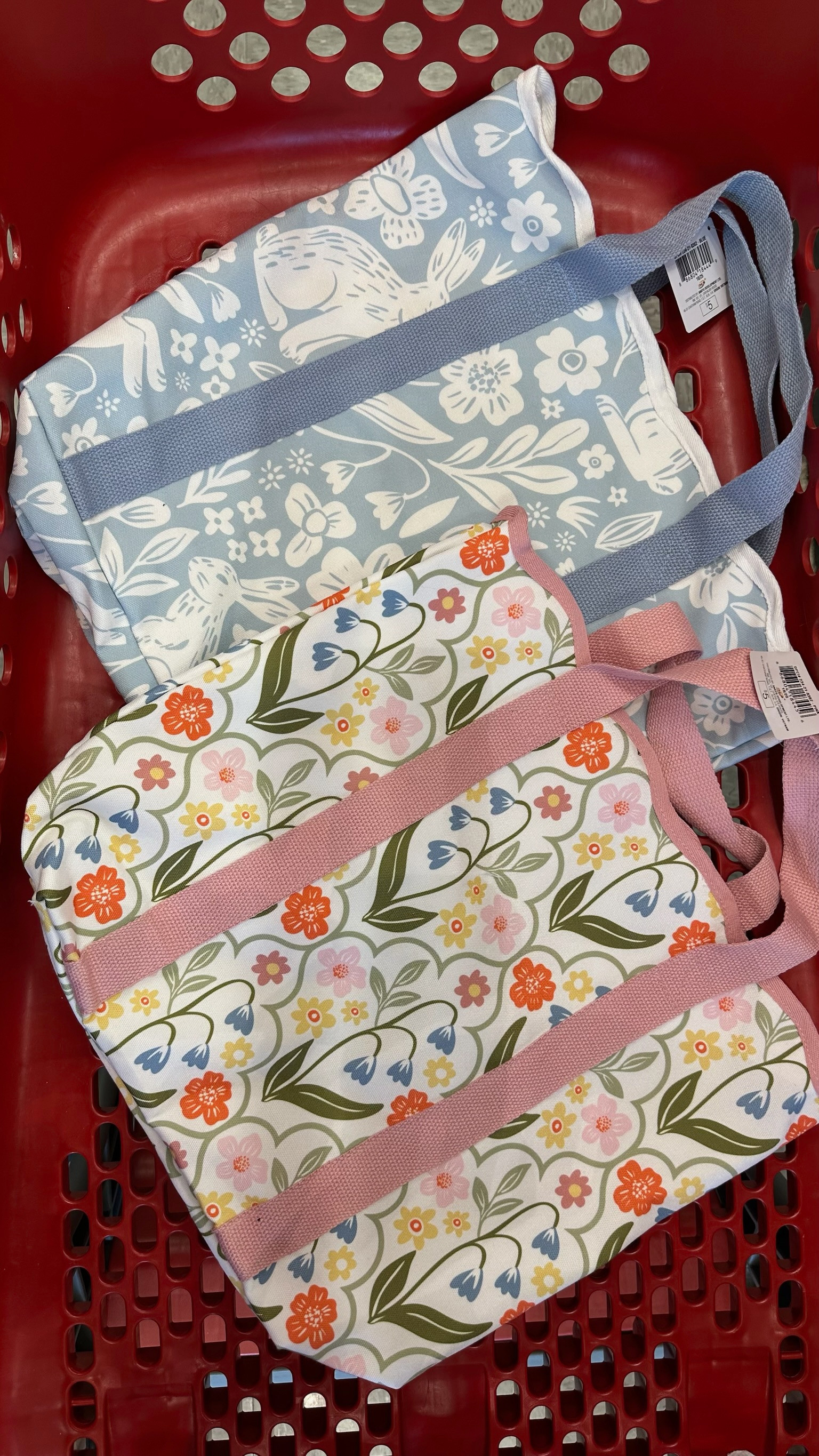 The cutest bags for spring! These are perfect for a picnic or everyday errands. 

 #LTKmomlife #LTKSeasonal #LTKHome