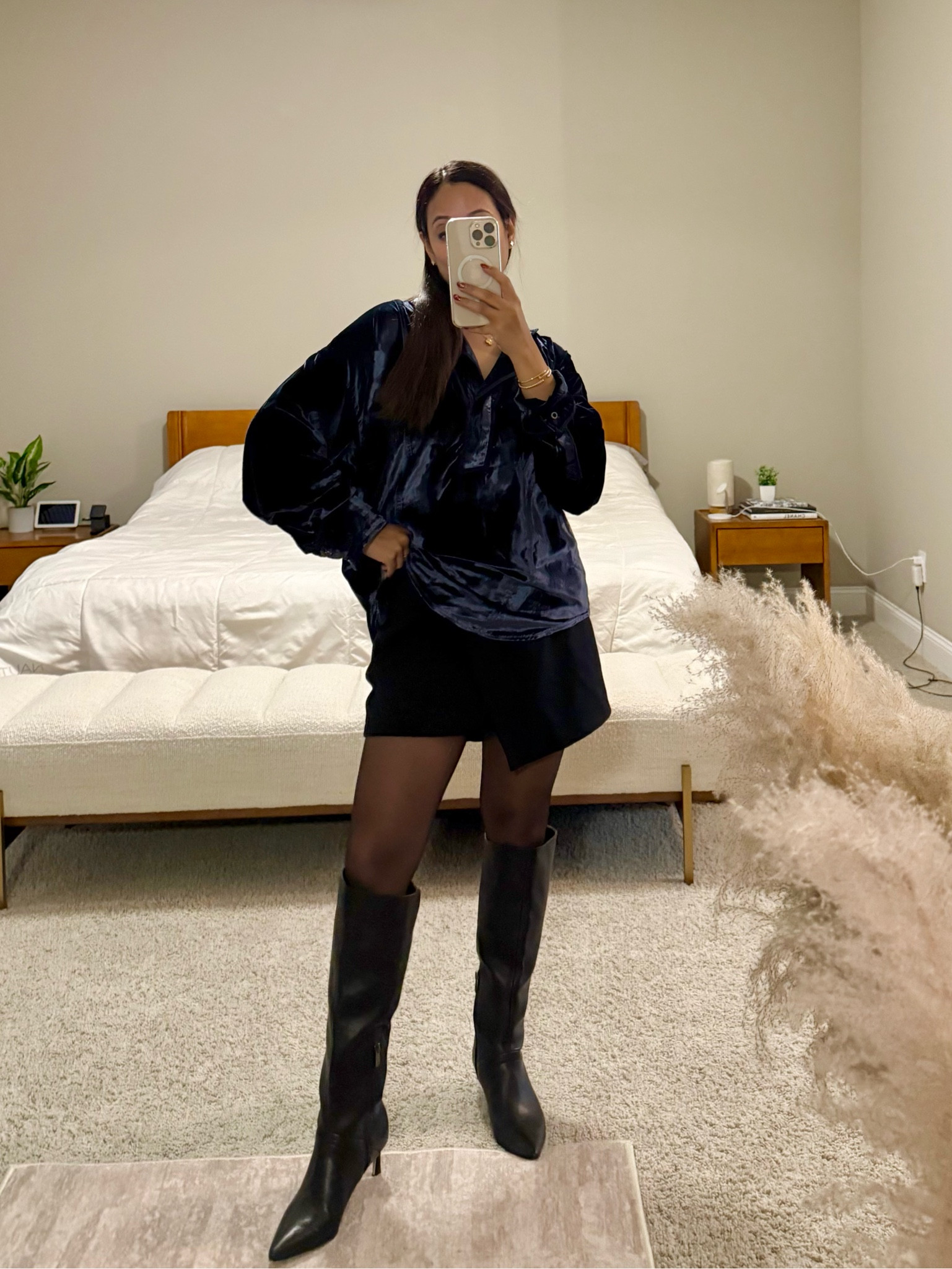 obsessed with velvet for the holidays! 

#LTKStyleTip #LTKHoliday #LTKShoeCrush