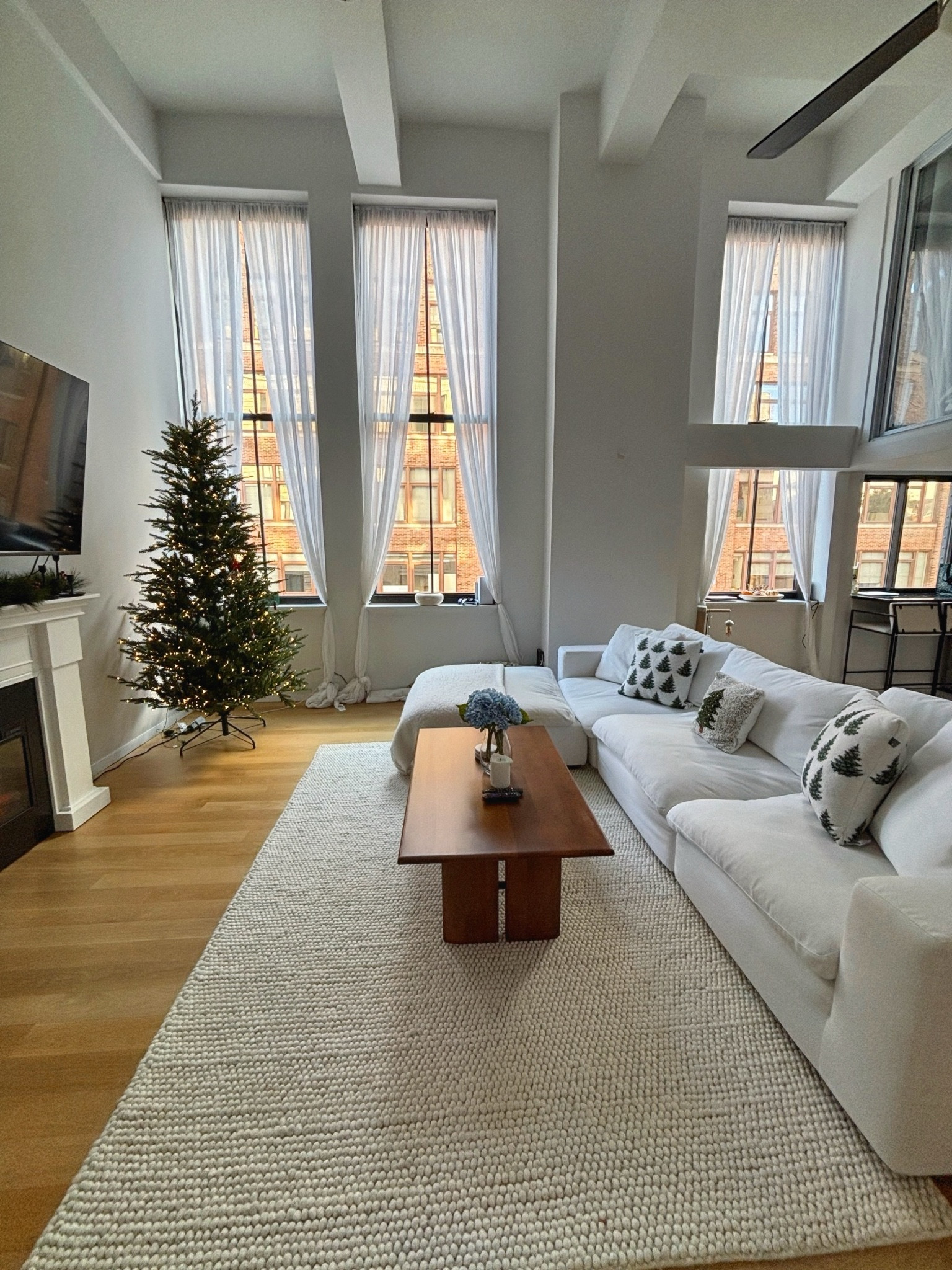 Christmas time in the apartment is my favorite time of year. So cozy 🎄🎁#christmastree #christmasdecor #christmasapartment #apartmenttour #christmas2024 

#LTKHoliday #LTKSeasonal #LTKHome