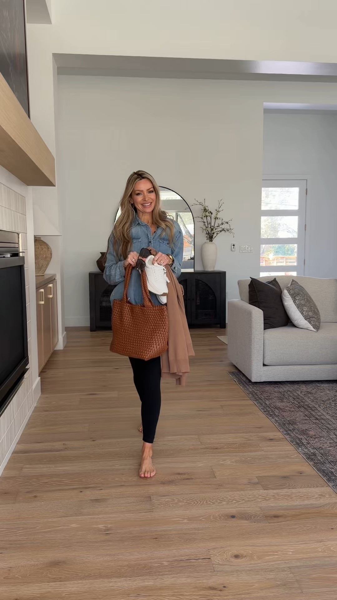 Amazon spring outfits with the perfect lightweight layers 🌿
Easy denim, soft cardigans, relaxed knits, and comfy everyday basics that feel elevated—but stay totally affordable. These neutral-chic looks are made for real life, from school drop-offs to weekend coffee runs, and they’re the kind of effortless capsule wardrobe pieces you’ll rewear all season.

#AmazonSpringOutfits #LightweightLayers #AffordableFashionFinds #NeutralChicStyle #EverydayOutfitIdeas