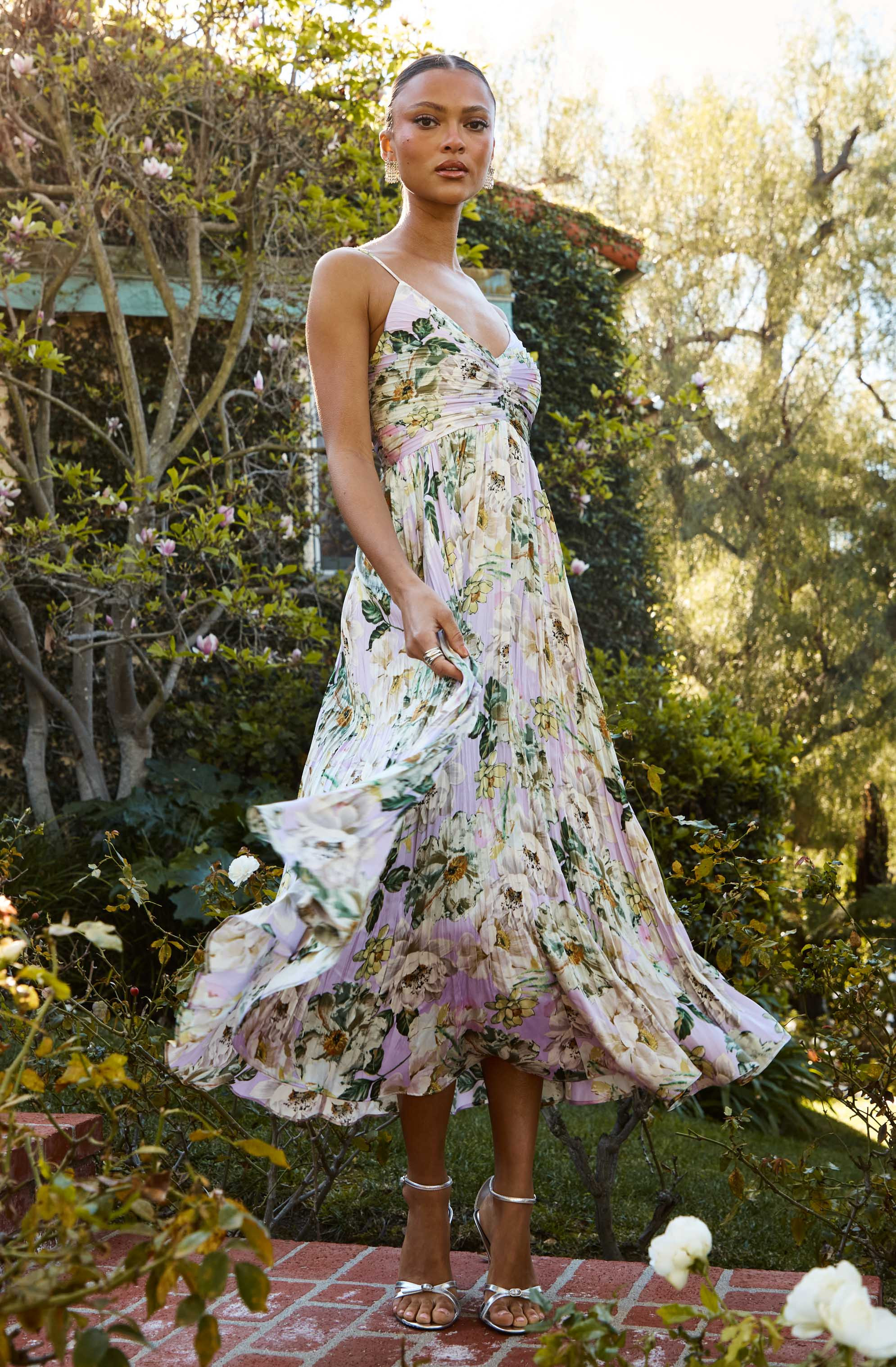 Maeve Pleated Satin Midi Dress - Lavender multi fl / XS | ASTR The Label (US)