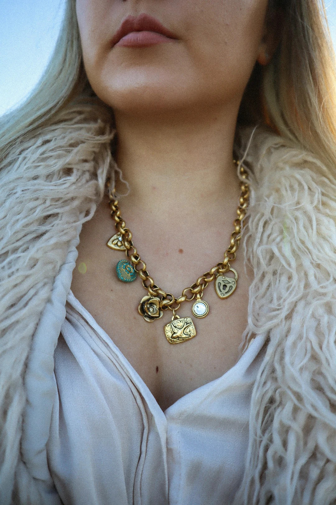 Encanto Necklace - Etsy | Etsy (US)