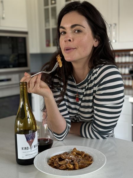 Mushroom Bolognese 🍝🍷 Feeling so cozy in this outfit from Jenni Kayne and the most comfy Birks. Full recipe on my Instagram reels and everything I used to cook is linked here (including the delicious olive oil that makes such a nice gift!). Bonus: I think almost everything is on sale too!

#LTKHoliday #LTKCyberWeek #LTKhome