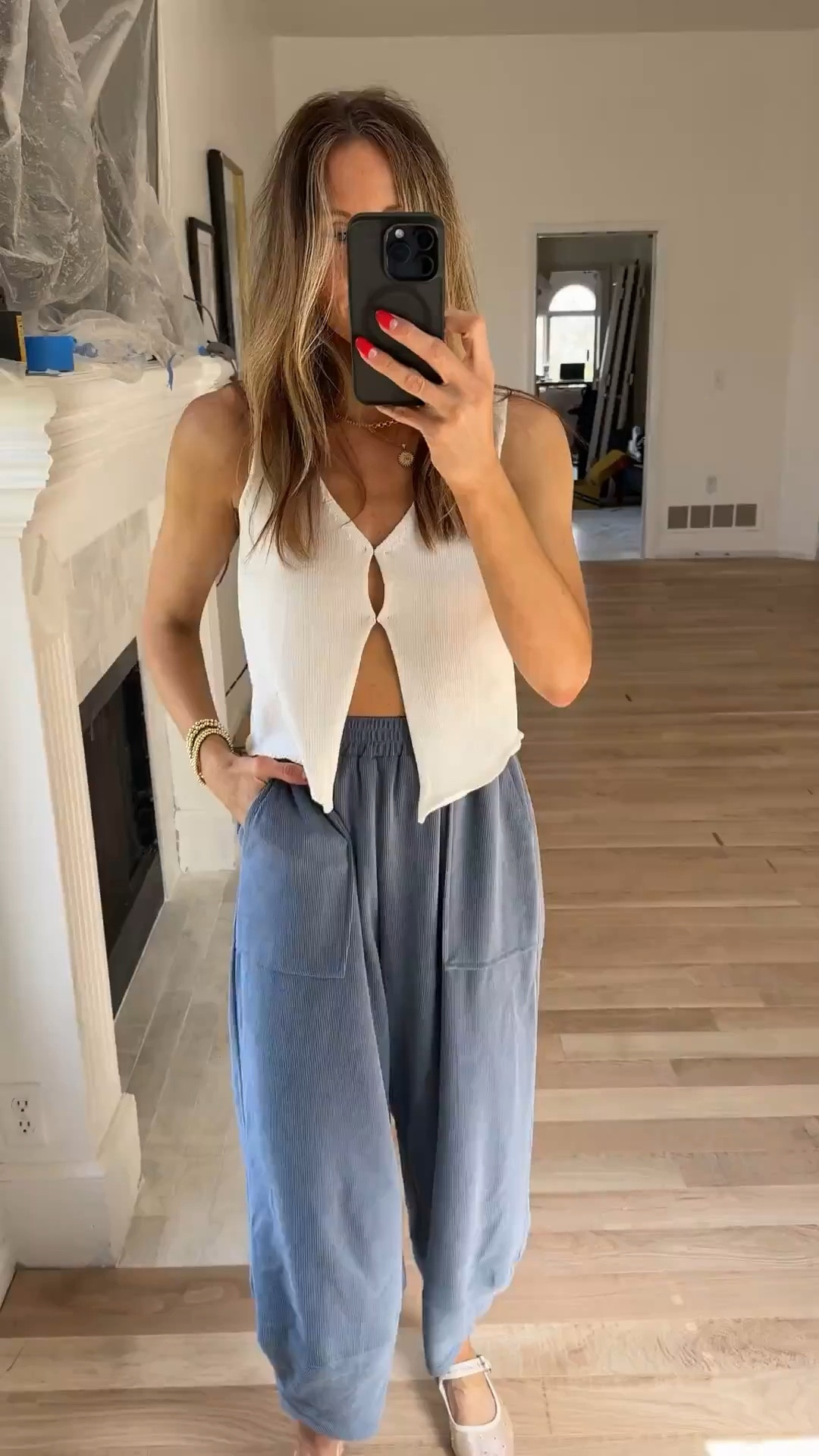 The perfect spring-to-summer pants ☀️ breathable, comfy, and a great alternative to shorts

#LTKmomlife #LTKSeasonal #LTKootd