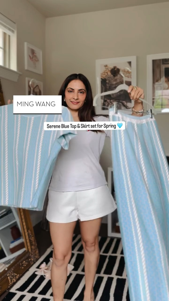 Styling this fresh blue set from @mingwangofficial for spring 🩵🤍
.
.
.
.
.
#mingwang #springstyle #coordset #petitefashion 
.
.
.
.

{matching set, too and skirt set, spring fashion, petite sizing outfits, dallas influencers, petite influencers, ming wang outfits, dallas creators, spring styles for moms}