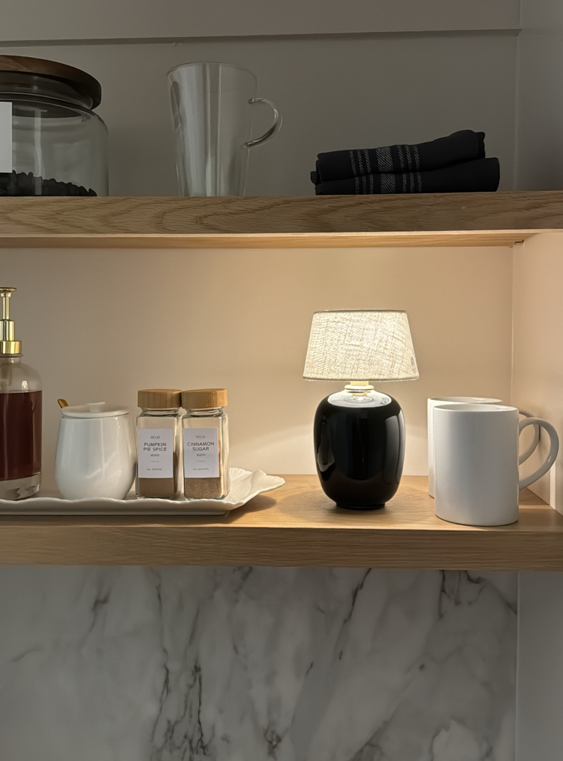 This mini lamp is so cuuute!! Beautiful linen shade with top cover and brass detail. Rechargeable and  touch to 3 levels of light. 



#LTKhome